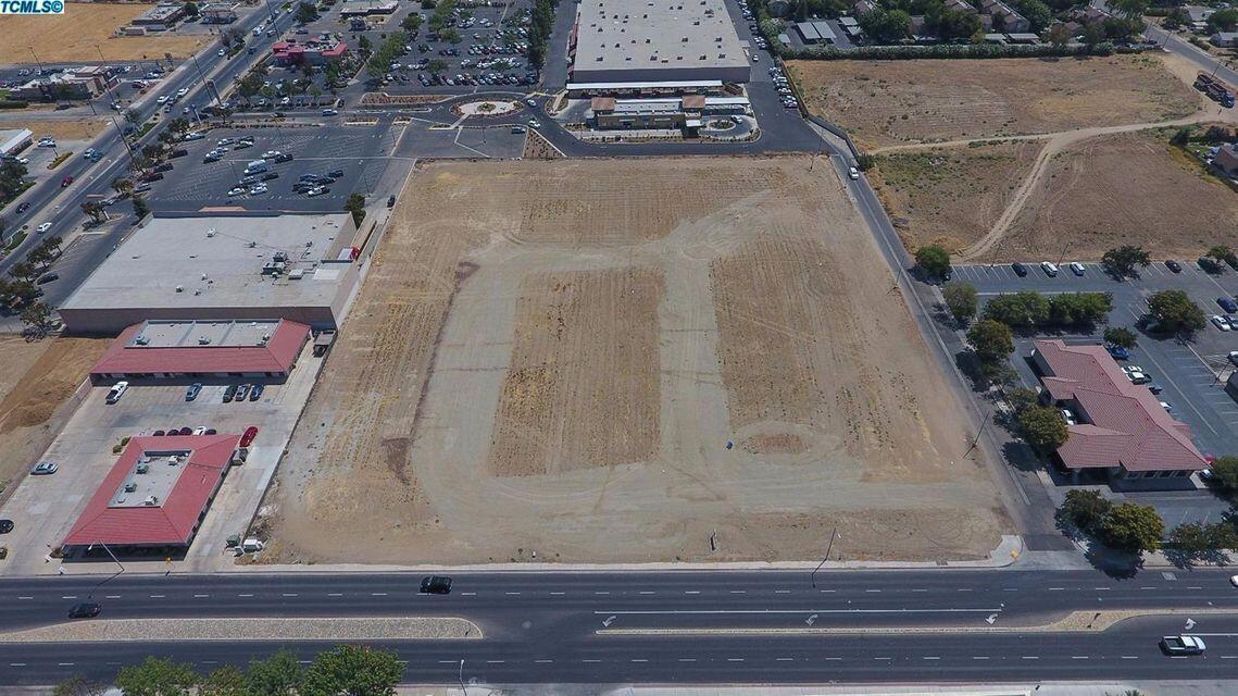 700 N Prospect St, Porterville, CA 93257
