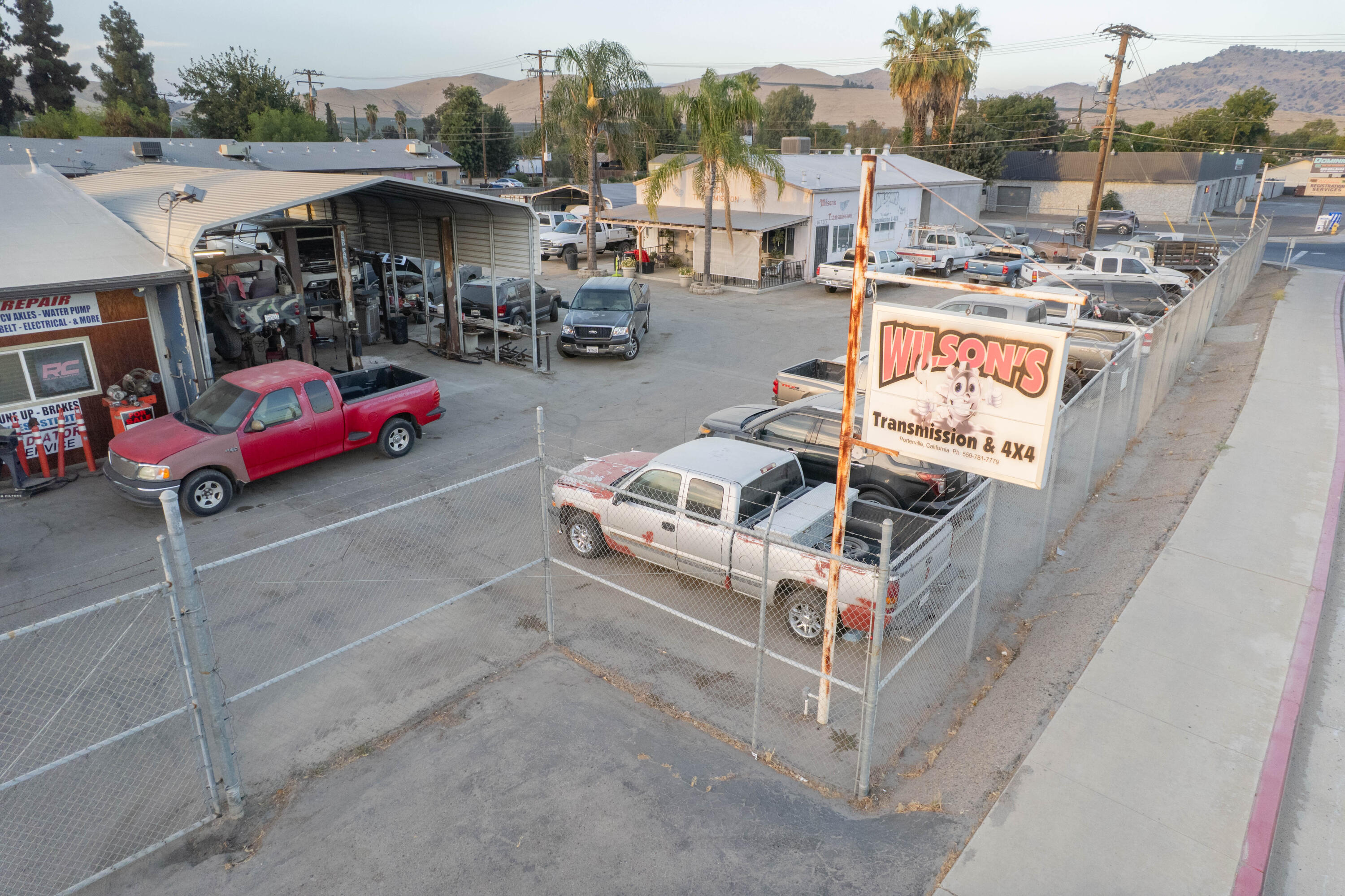 68 W Henderson Ave, Porterville, CA 93257