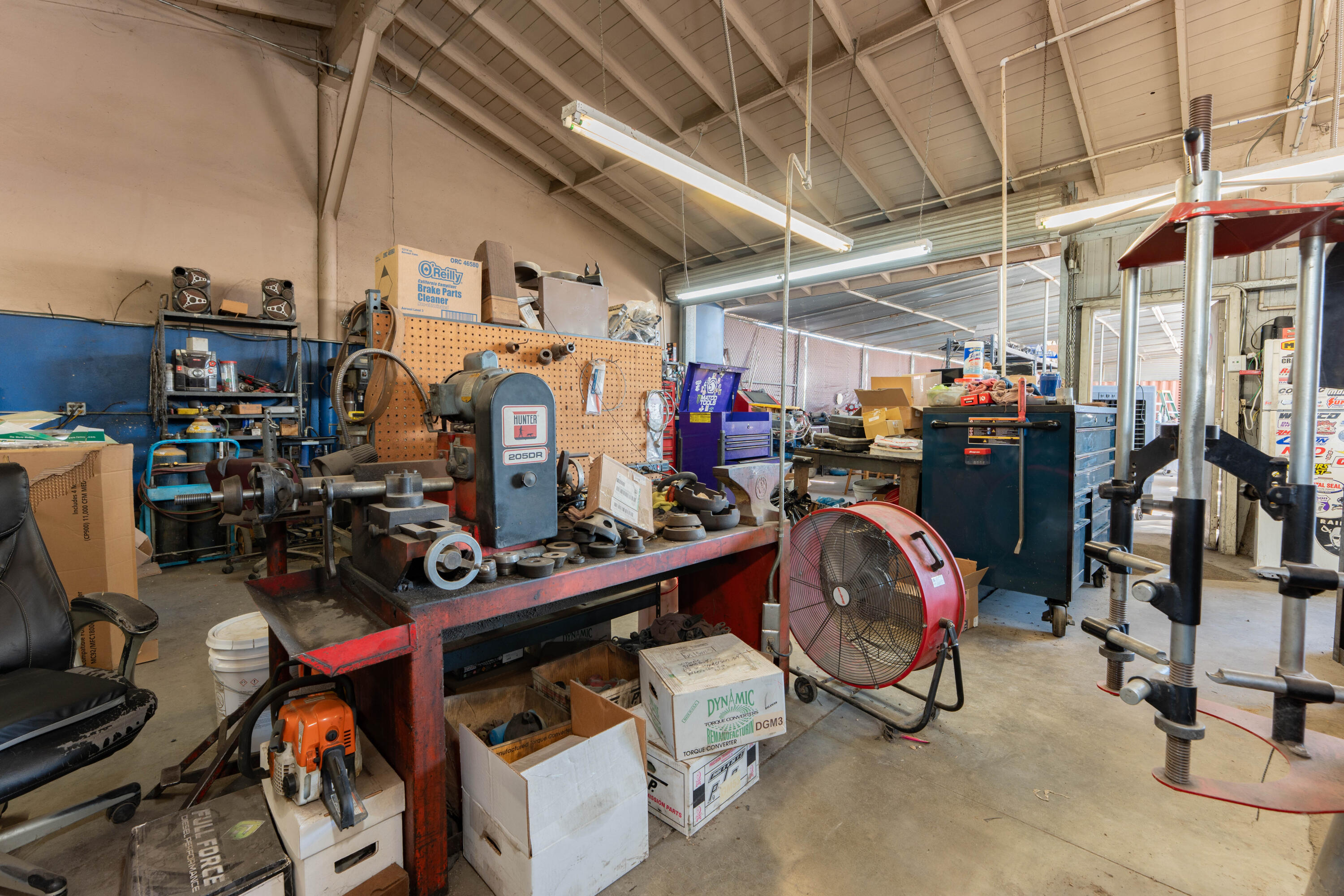 68 W Henderson Ave, Porterville, CA 93257