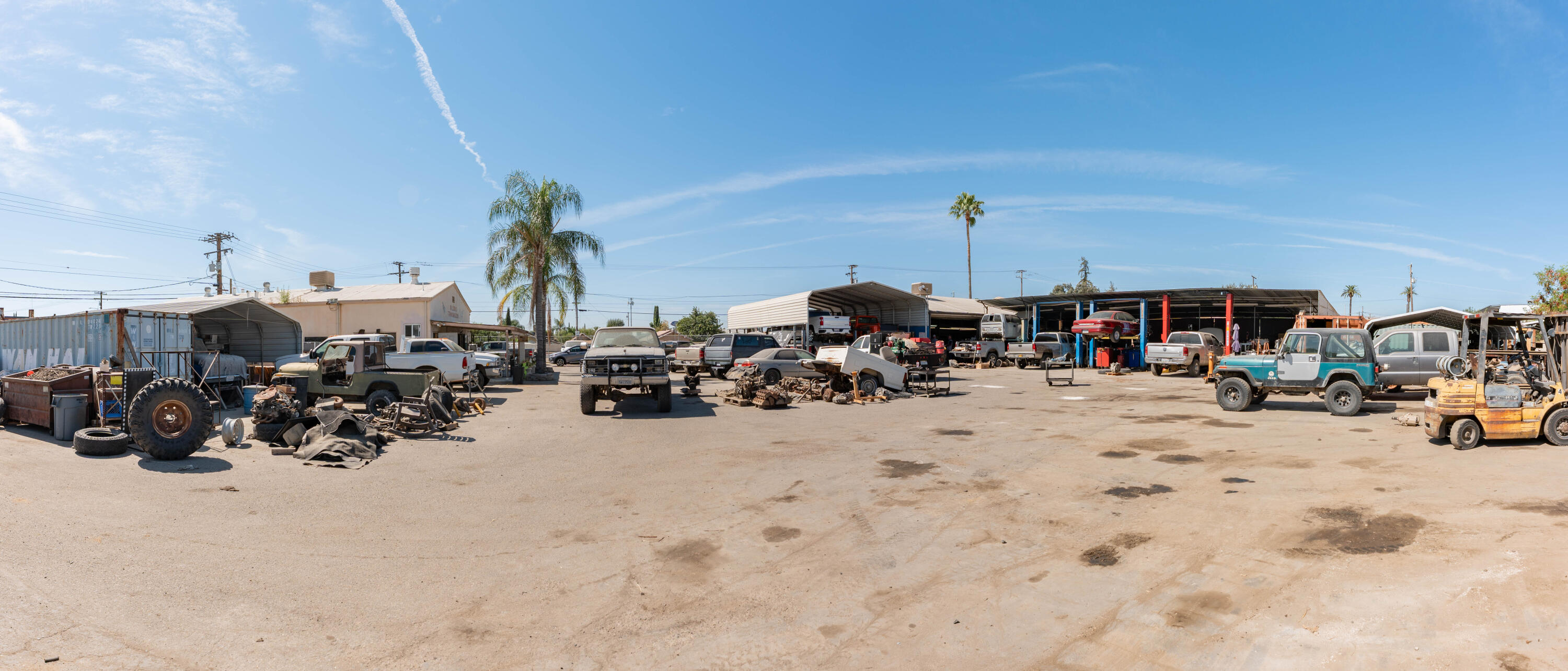 68 W Henderson Ave, Porterville, CA 93257