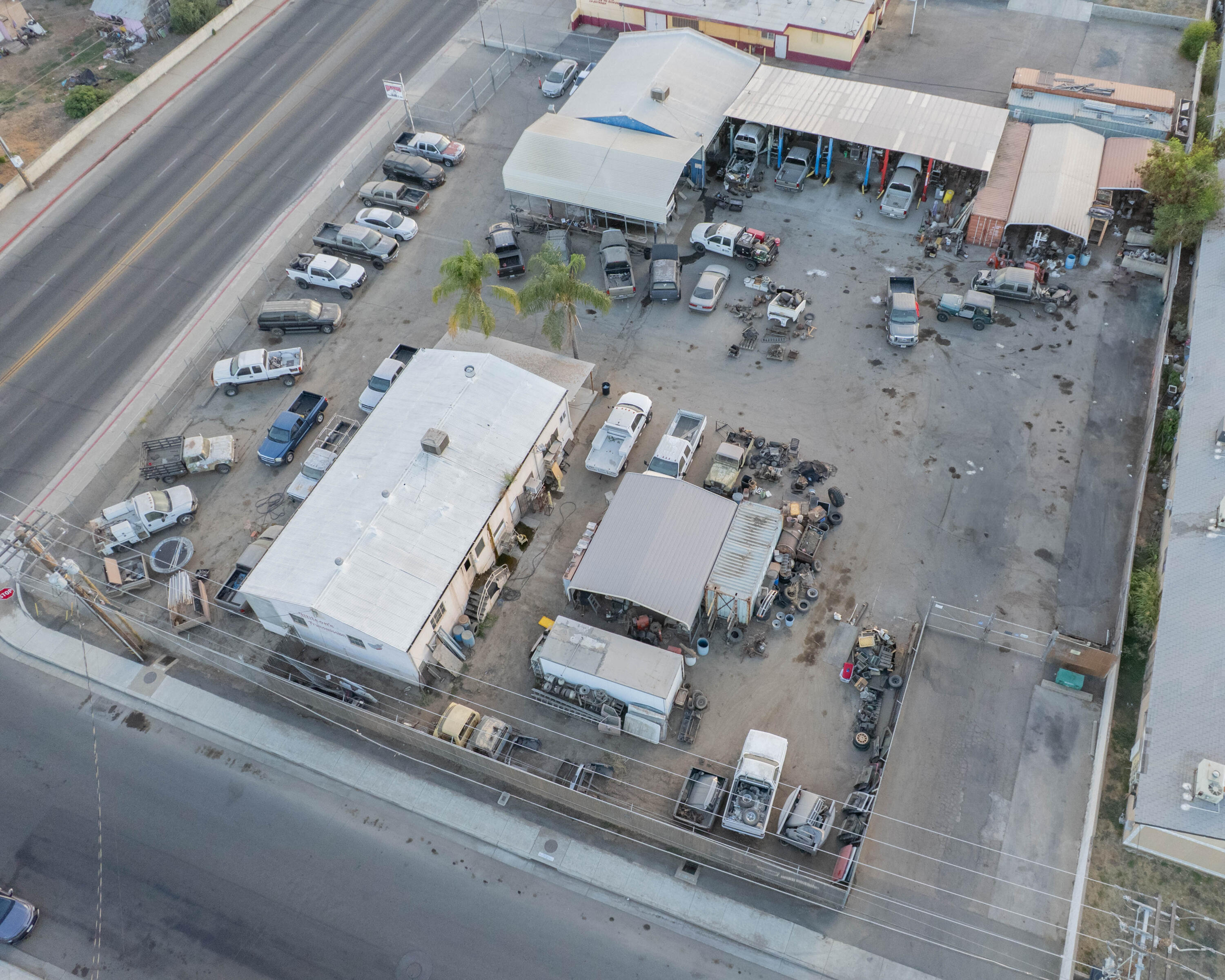 68 W Henderson Ave, Porterville, CA 93257