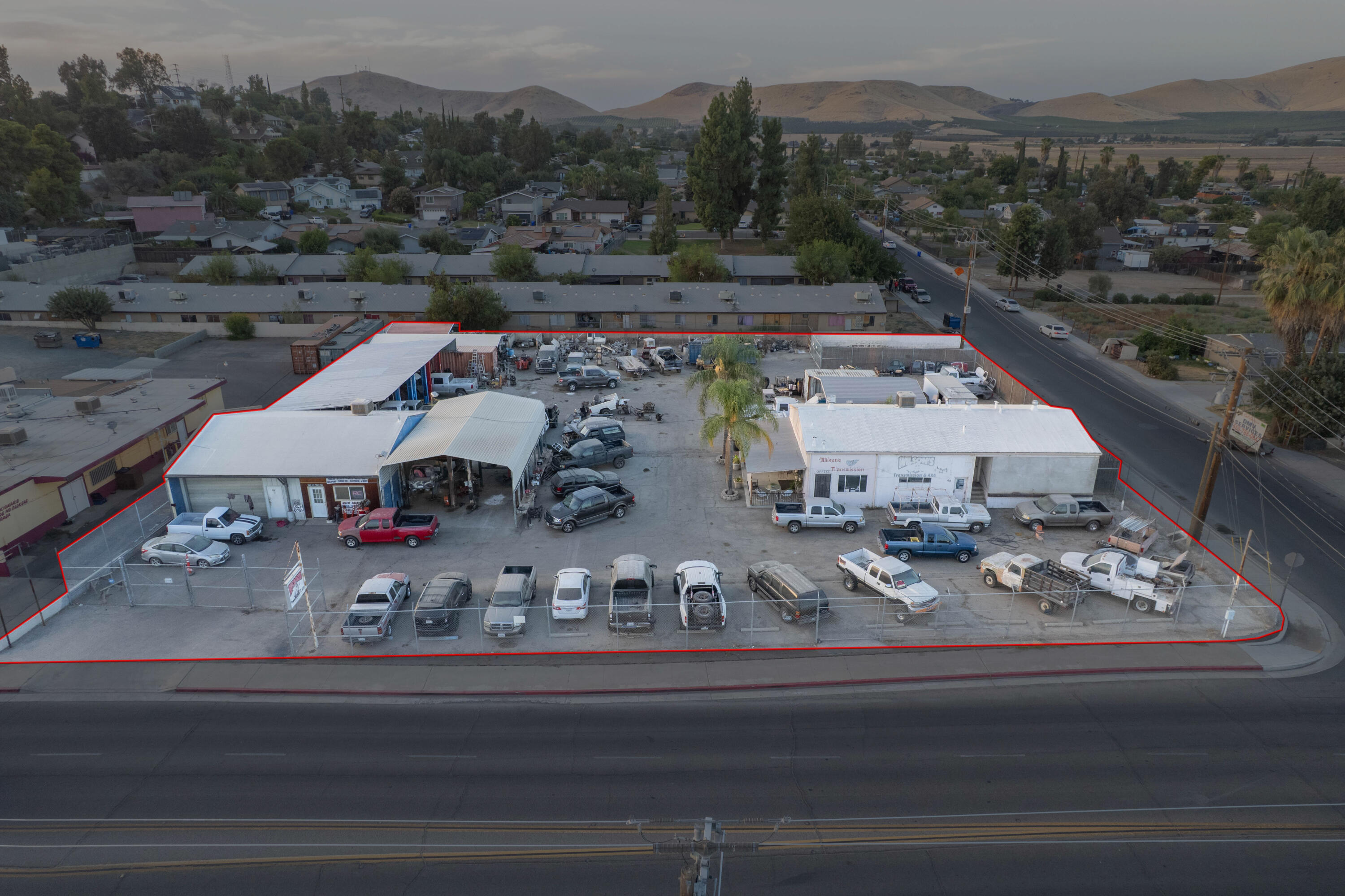 68 W Henderson Ave, Porterville, CA 93257
