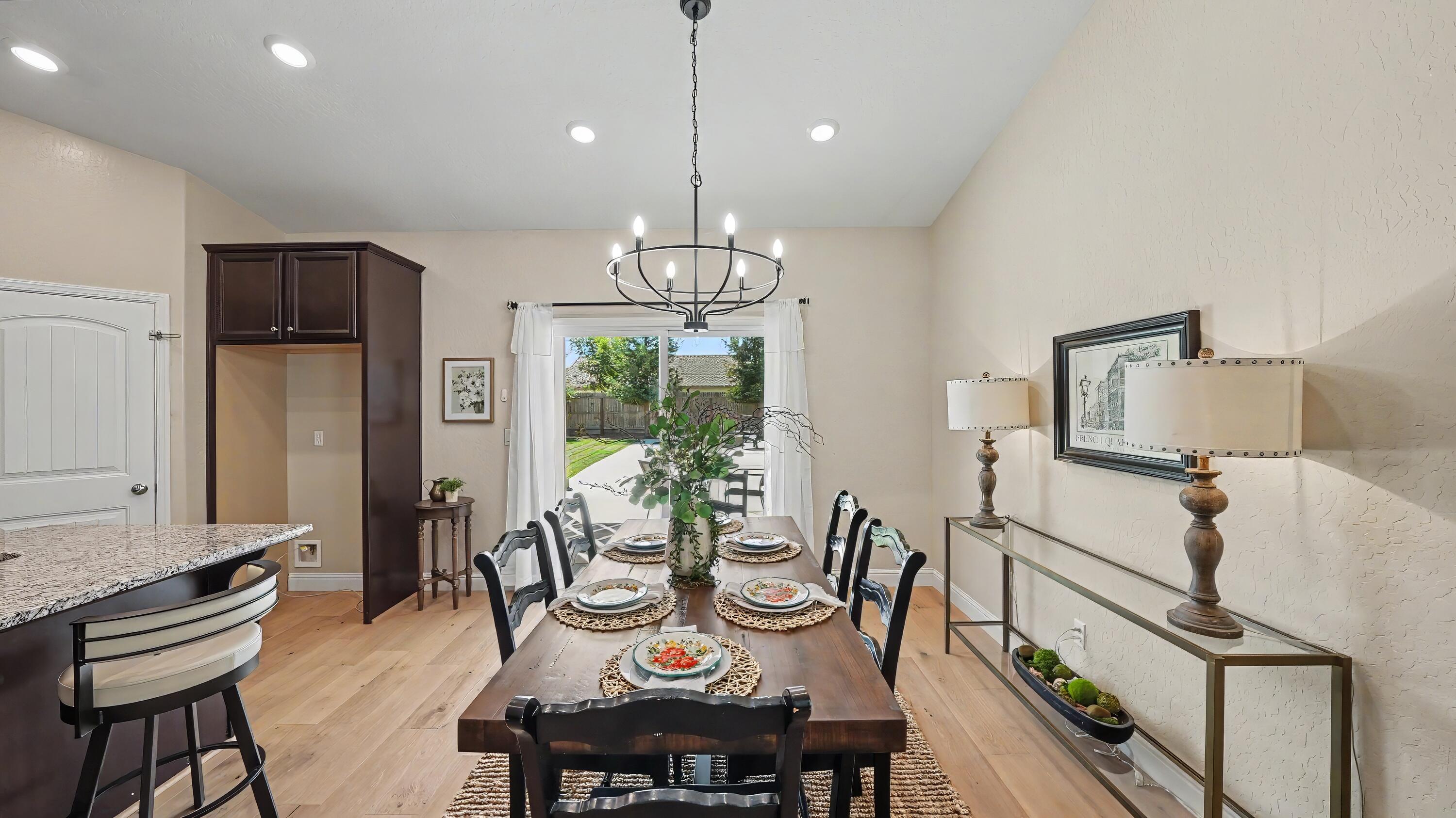 3615 E Westcott Ave, Visalia, CA 93292