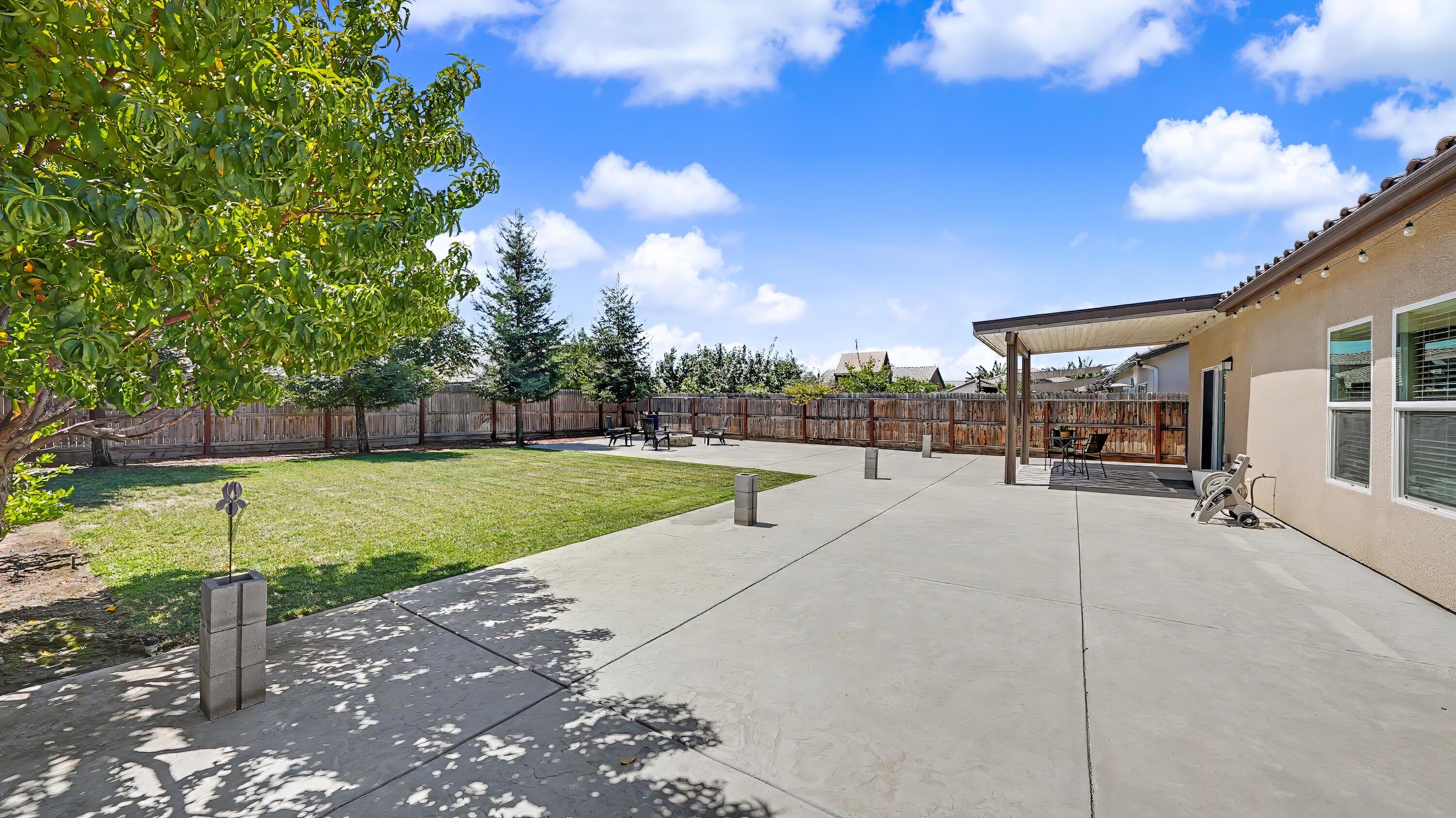 3615 E Westcott Ave, Visalia, CA 93292