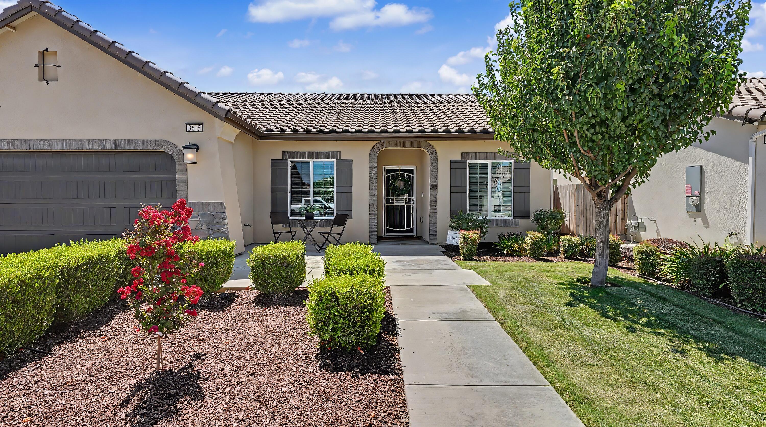 3615 E Westcott Ave, Visalia, CA 93292