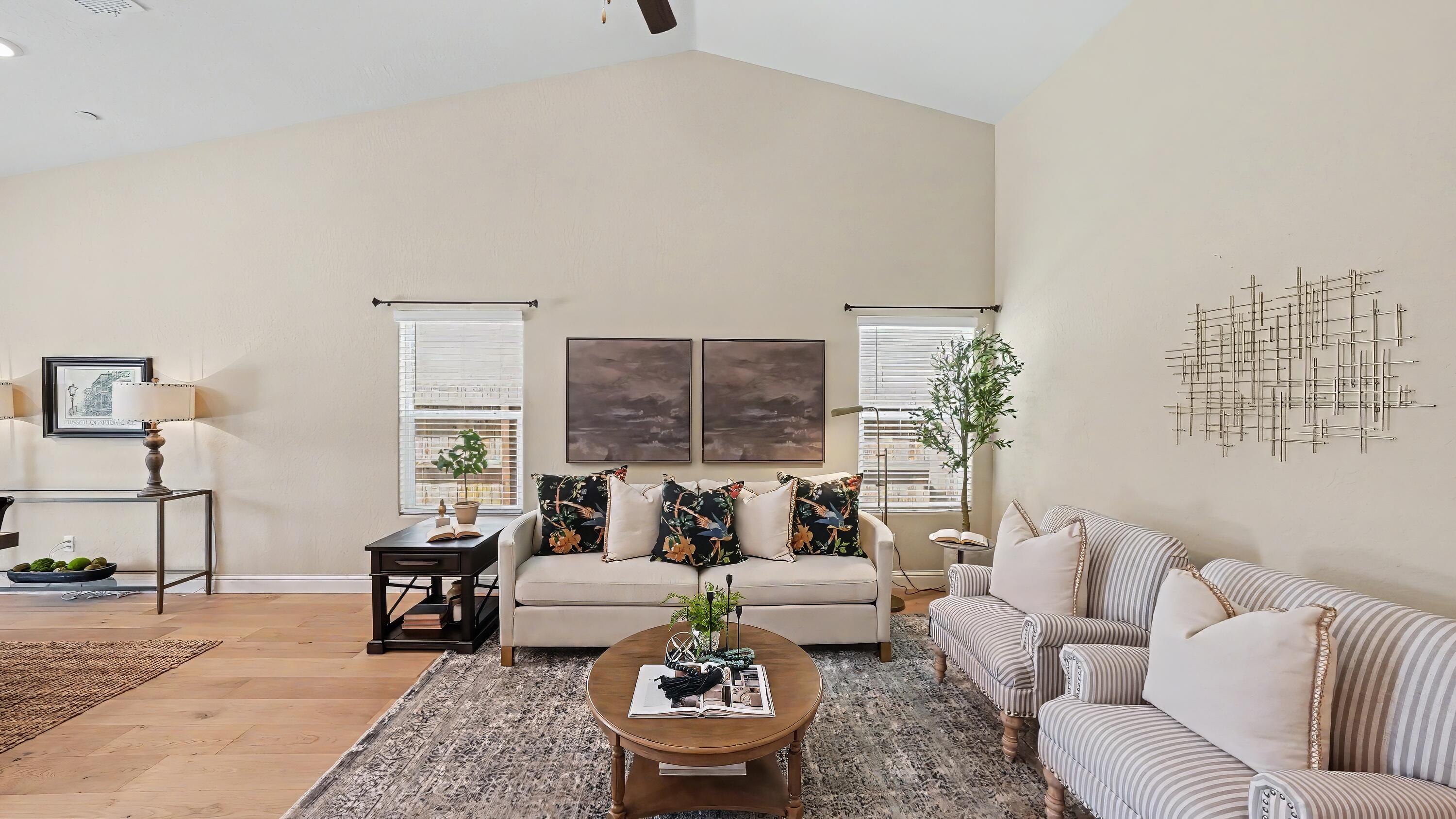 3615 E Westcott Ave, Visalia, CA 93292