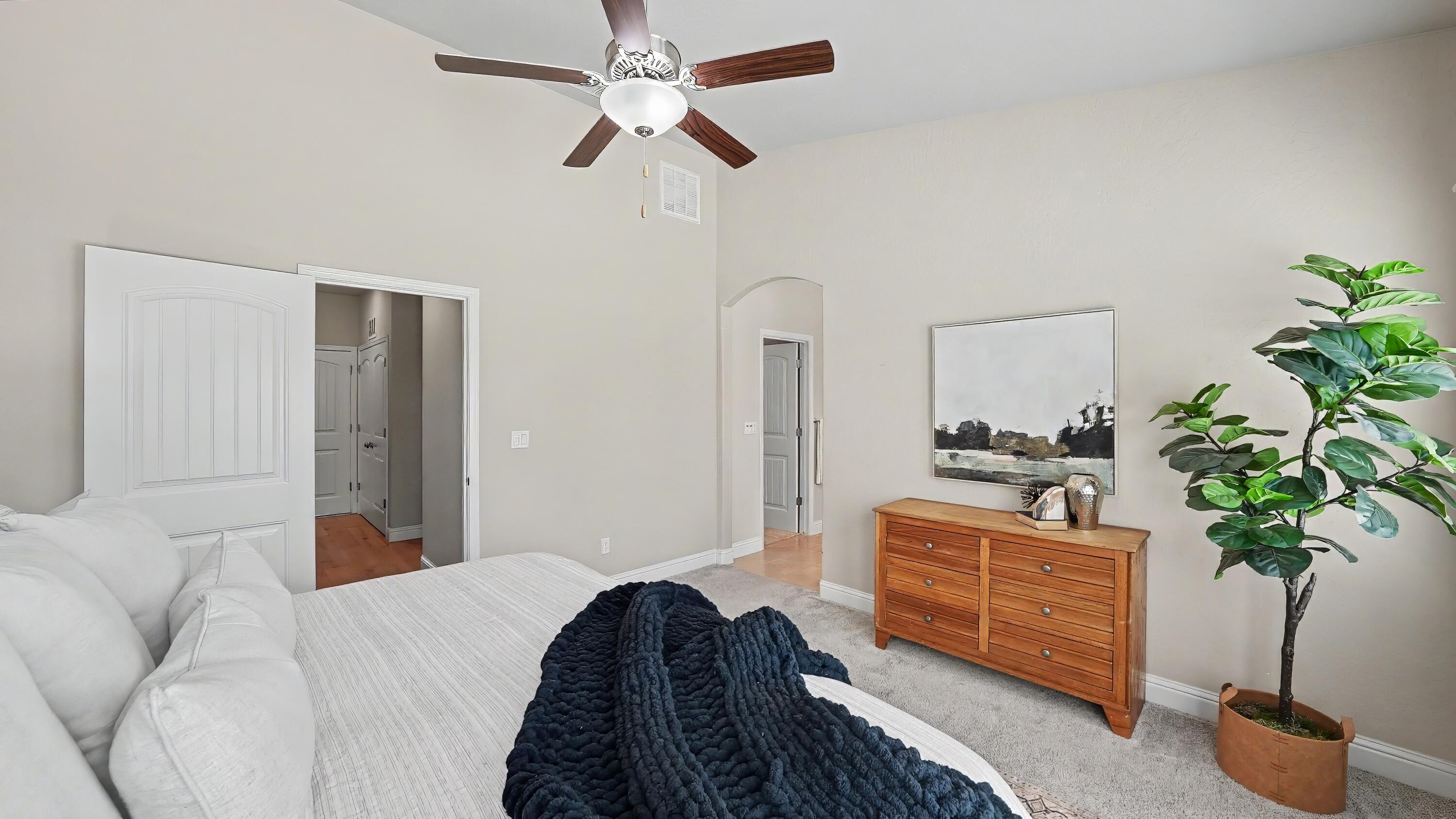 3615 E Westcott Ave, Visalia, CA 93292