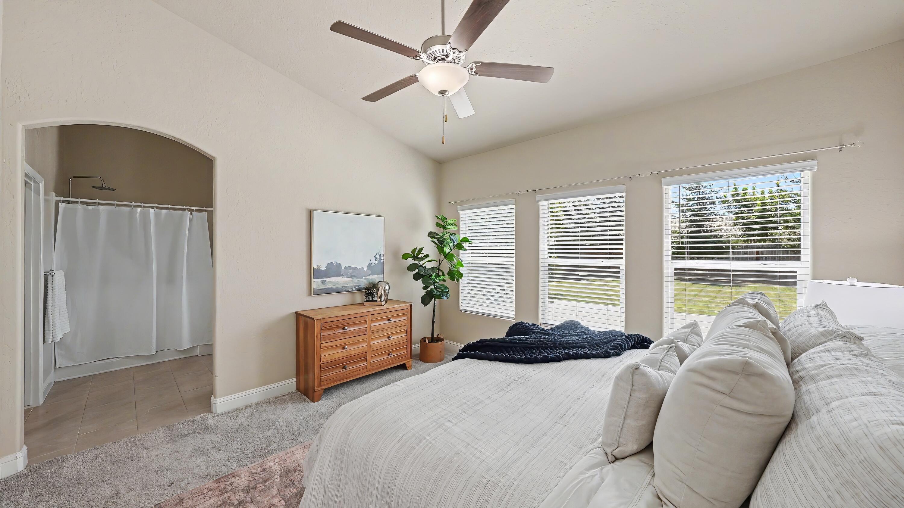 3615 E Westcott Ave, Visalia, CA 93292