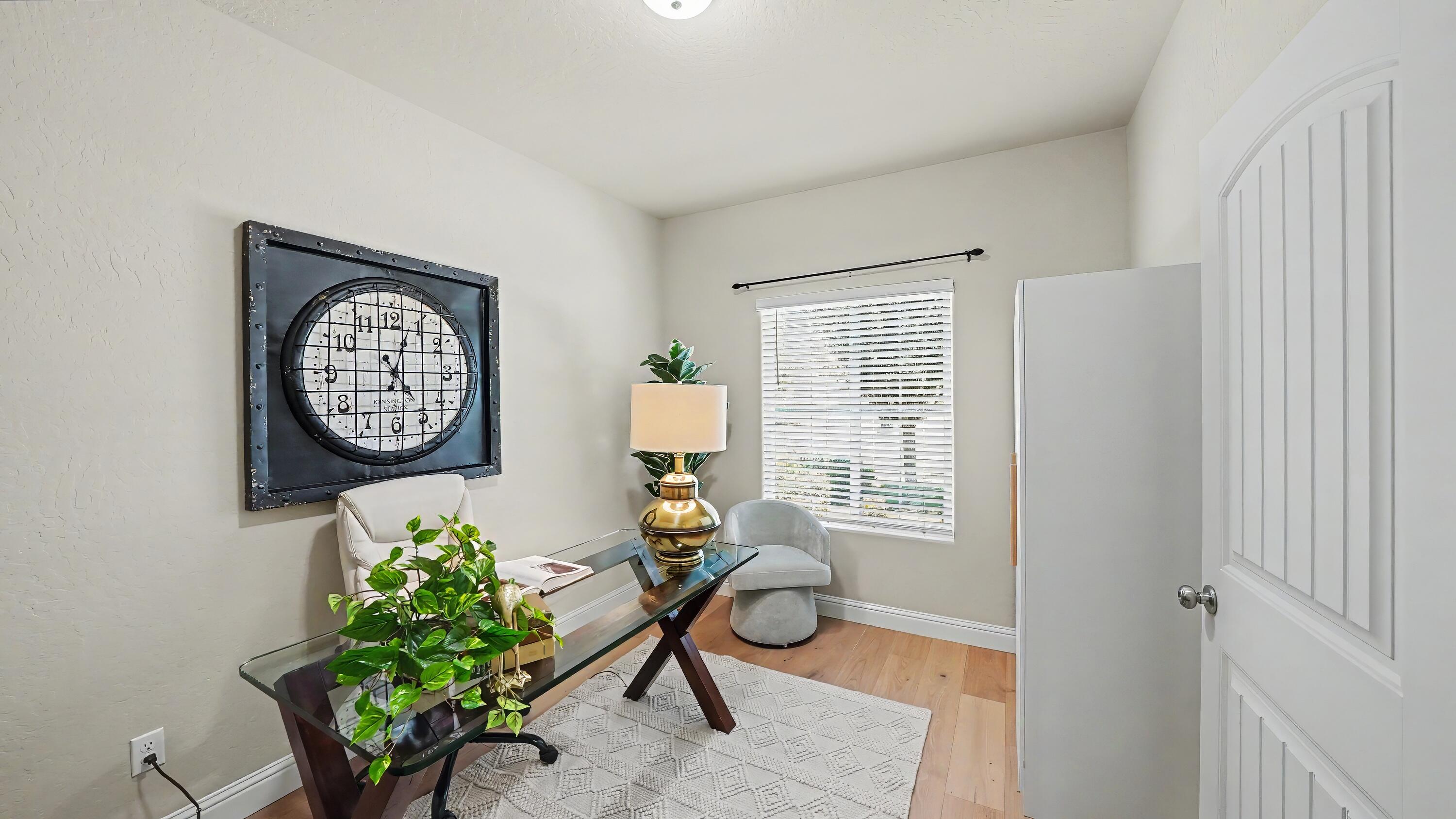 3615 E Westcott Ave, Visalia, CA 93292