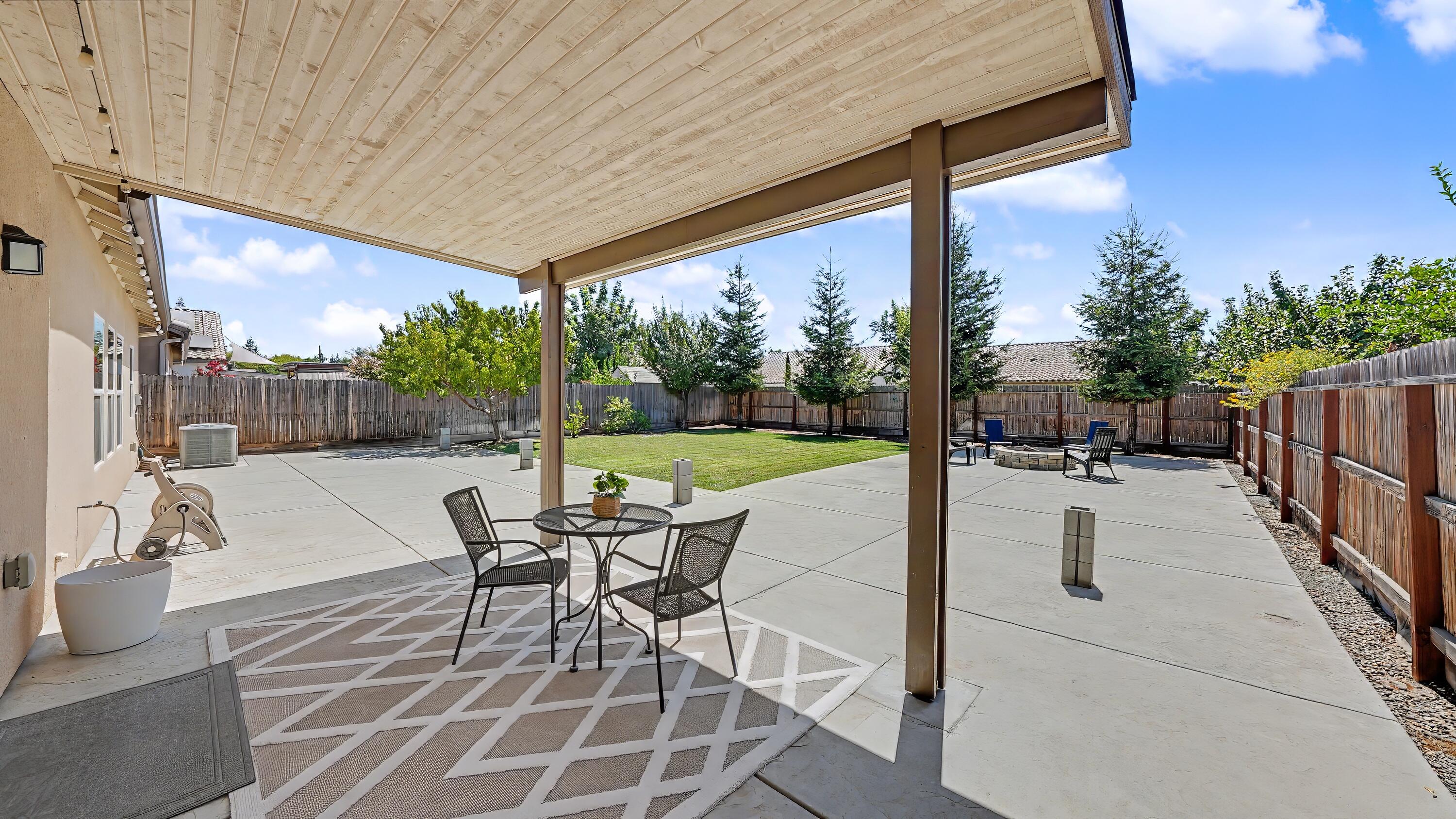 3615 E Westcott Ave, Visalia, CA 93292