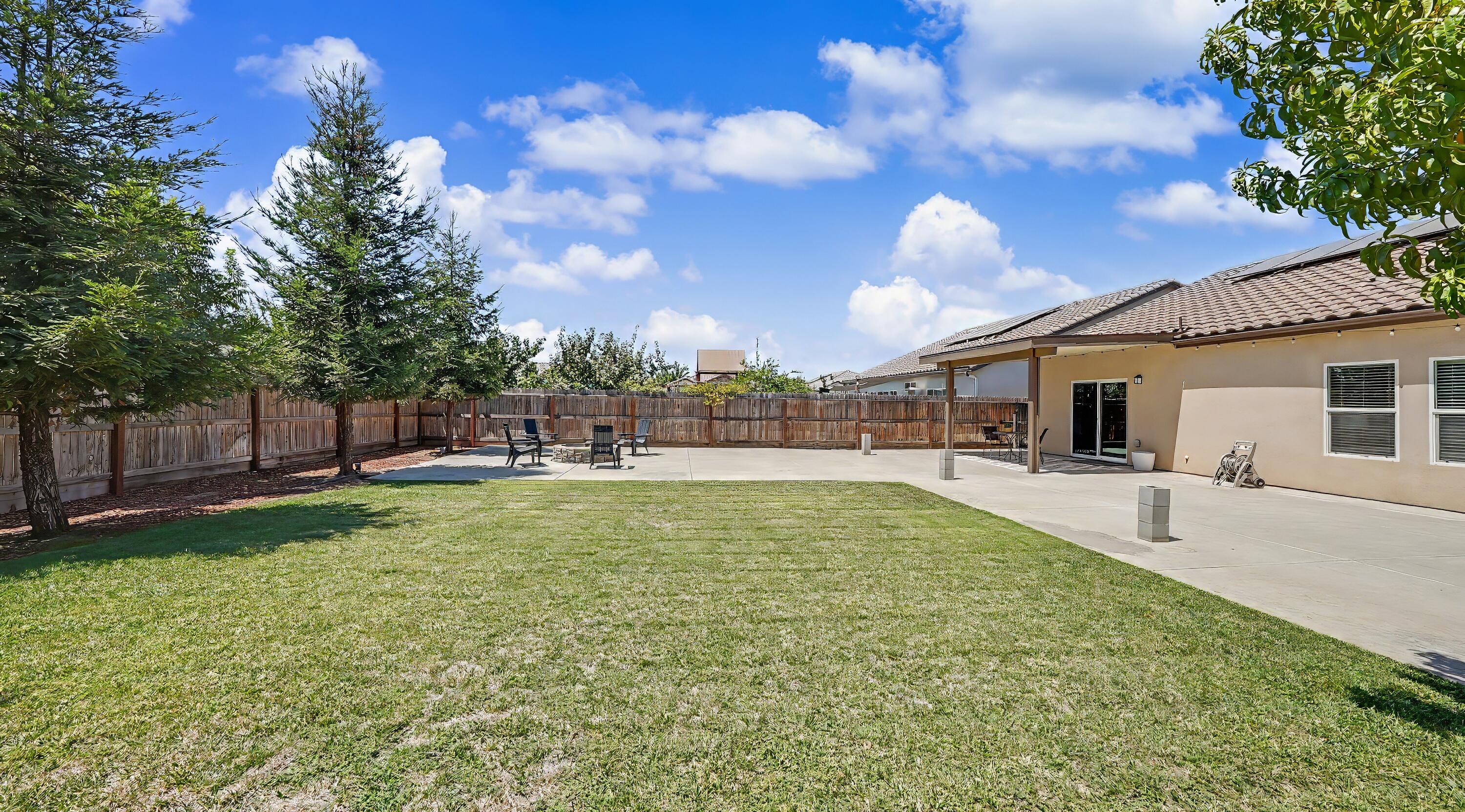 3615 E Westcott Ave, Visalia, CA 93292