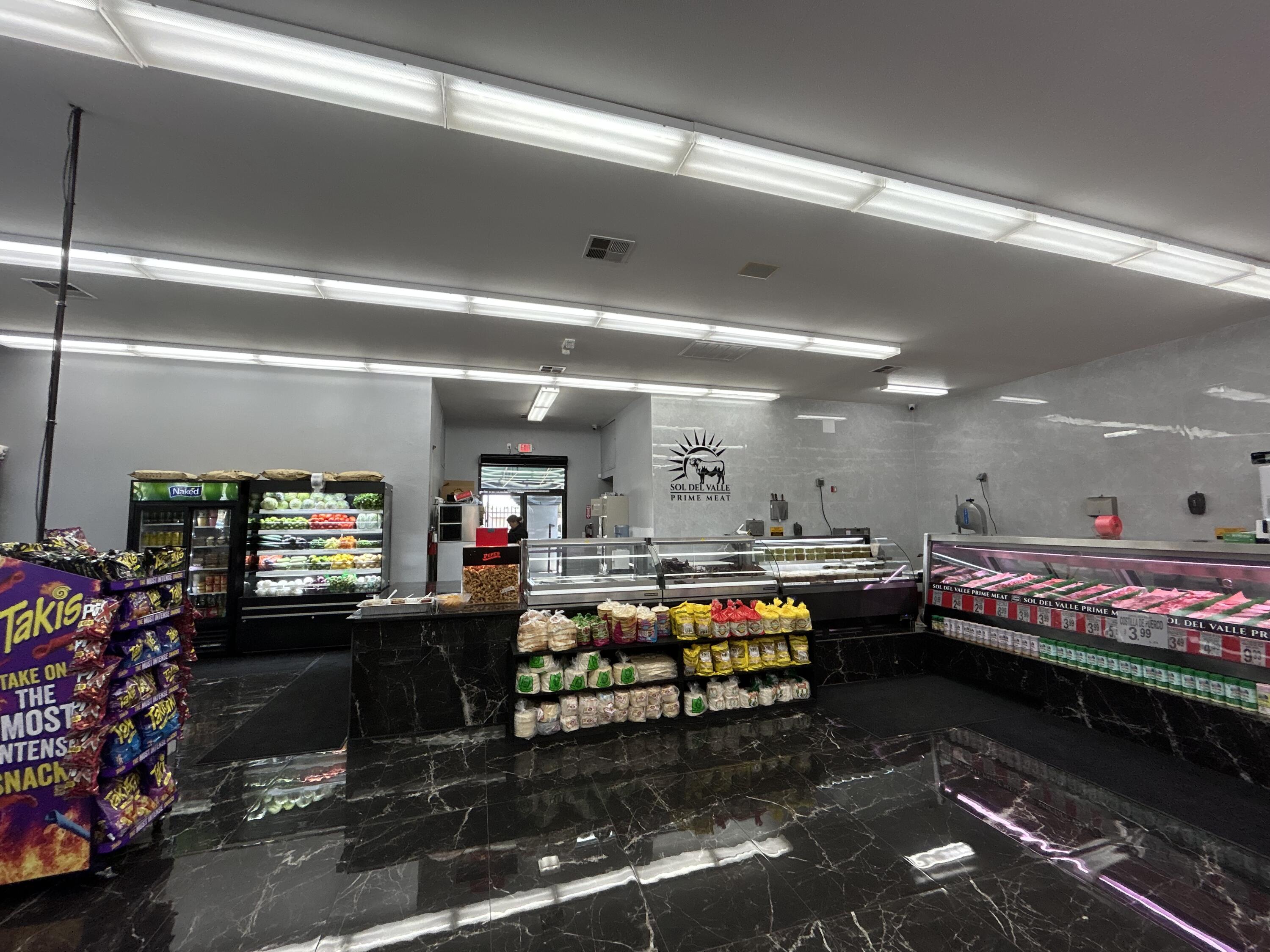 2441 N 10th Ave, Hanford, CA 93230