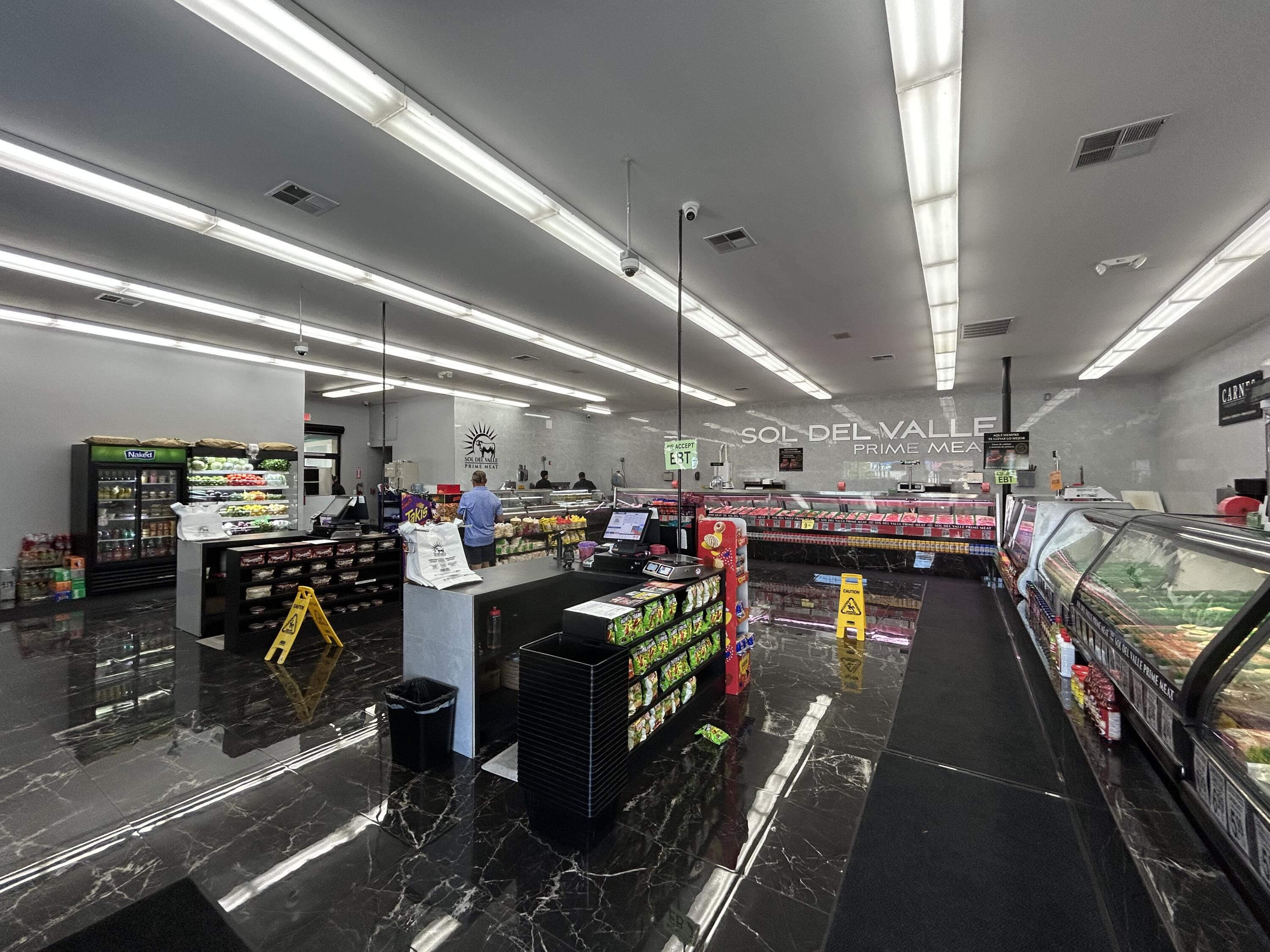 2441 N 10th Ave, Hanford, CA 93230