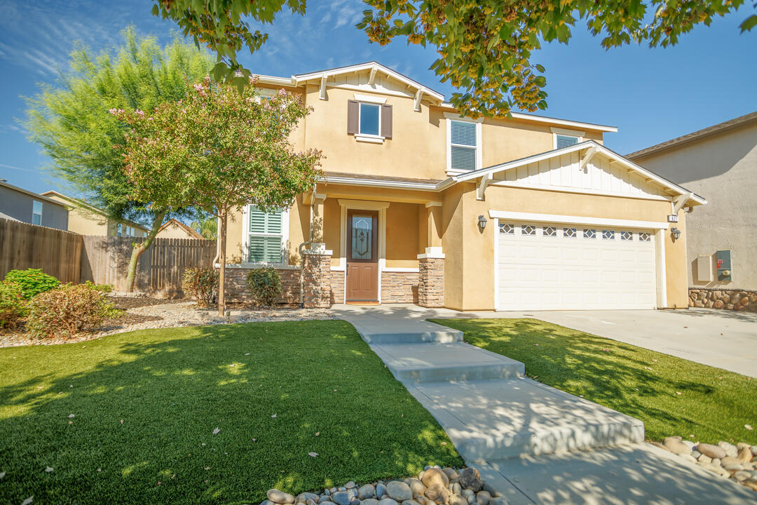 627 S Elverta St, Visalia, CA 93292