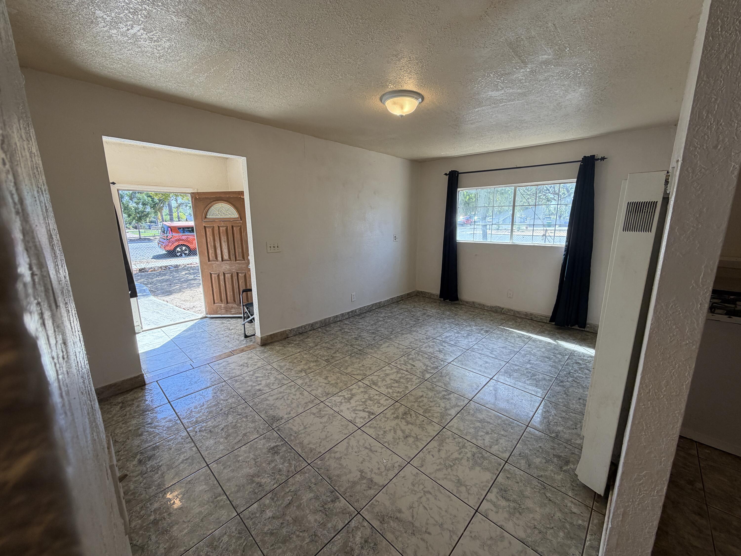 767 12th St, Orange Cove, CA 93646