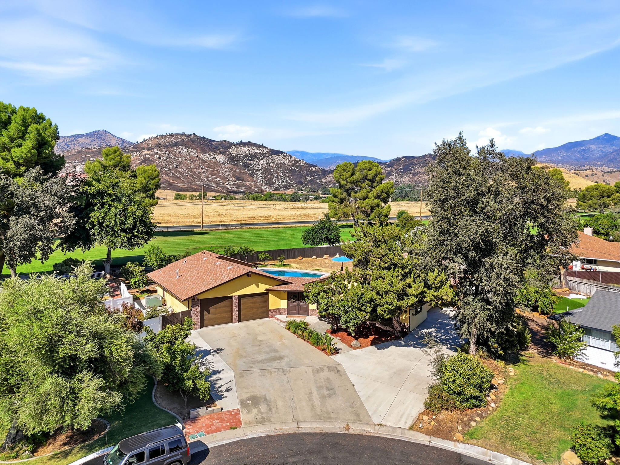32339 Fairway Dr, Springville, CA 93265