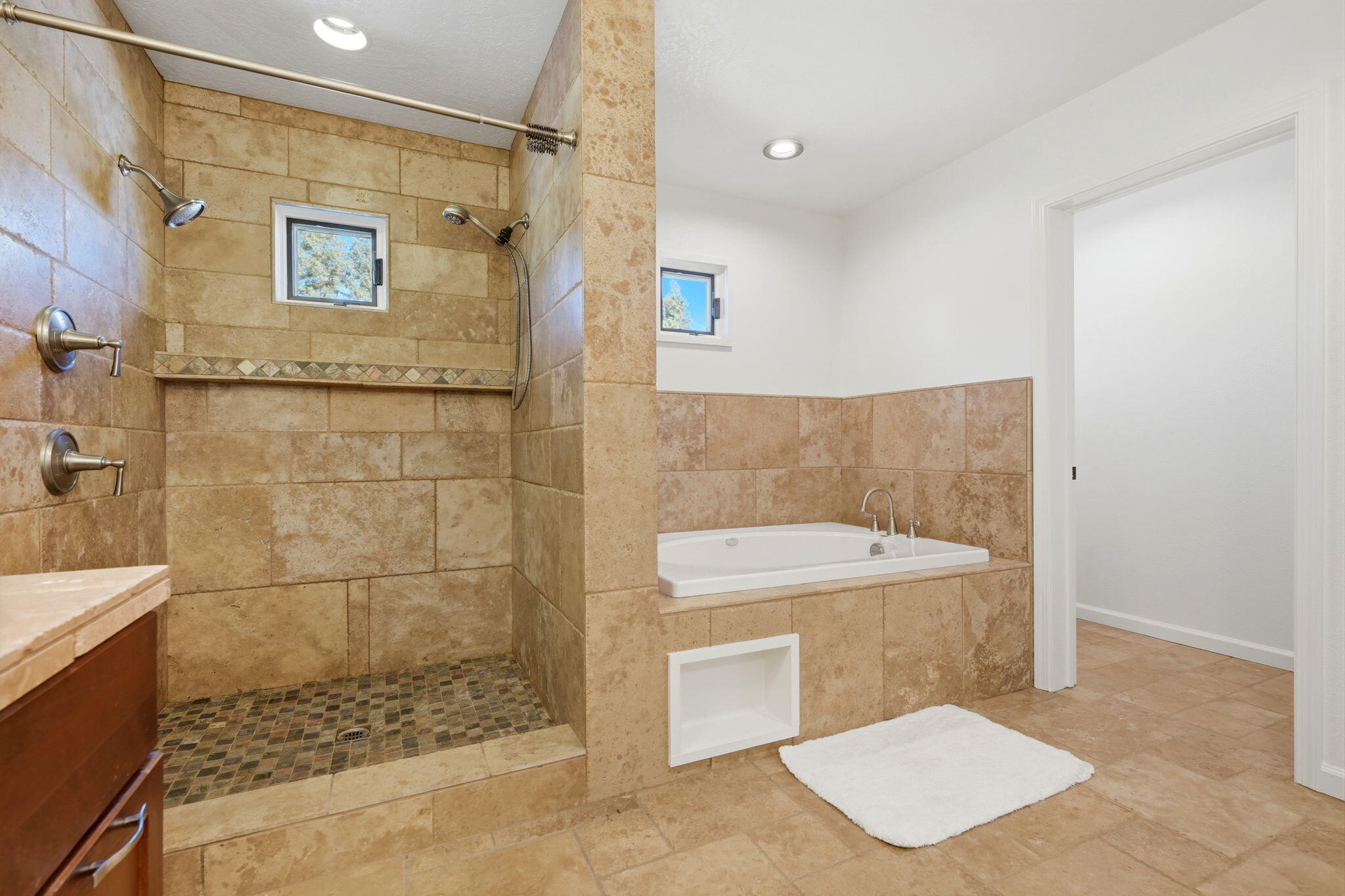 32339 Fairway Dr, Springville, CA 93265