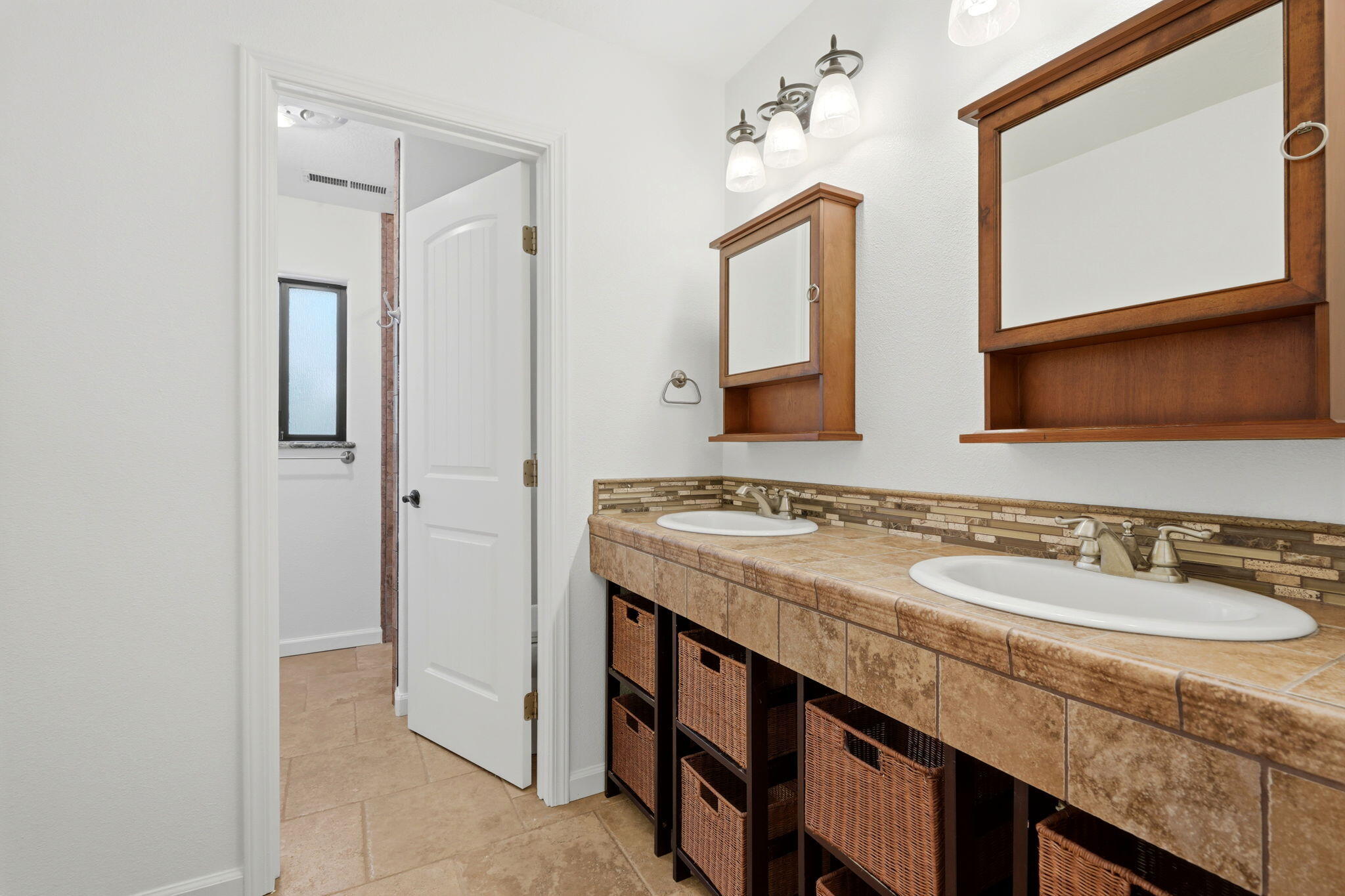 32339 Fairway Dr, Springville, CA 93265