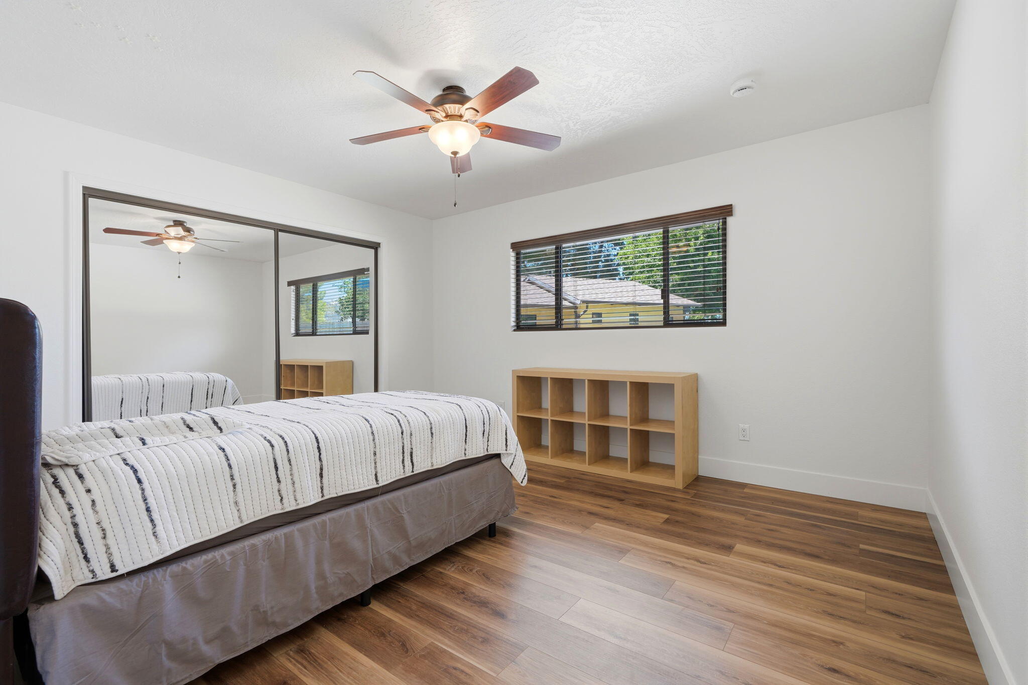 32339 Fairway Dr, Springville, CA 93265