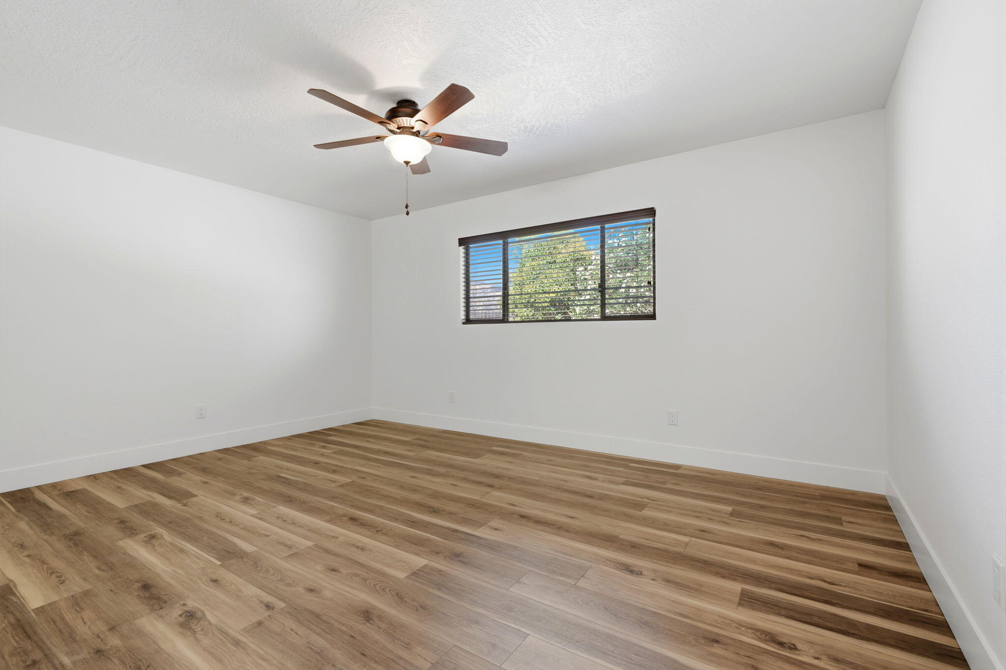 32339 Fairway Dr, Springville, CA 93265