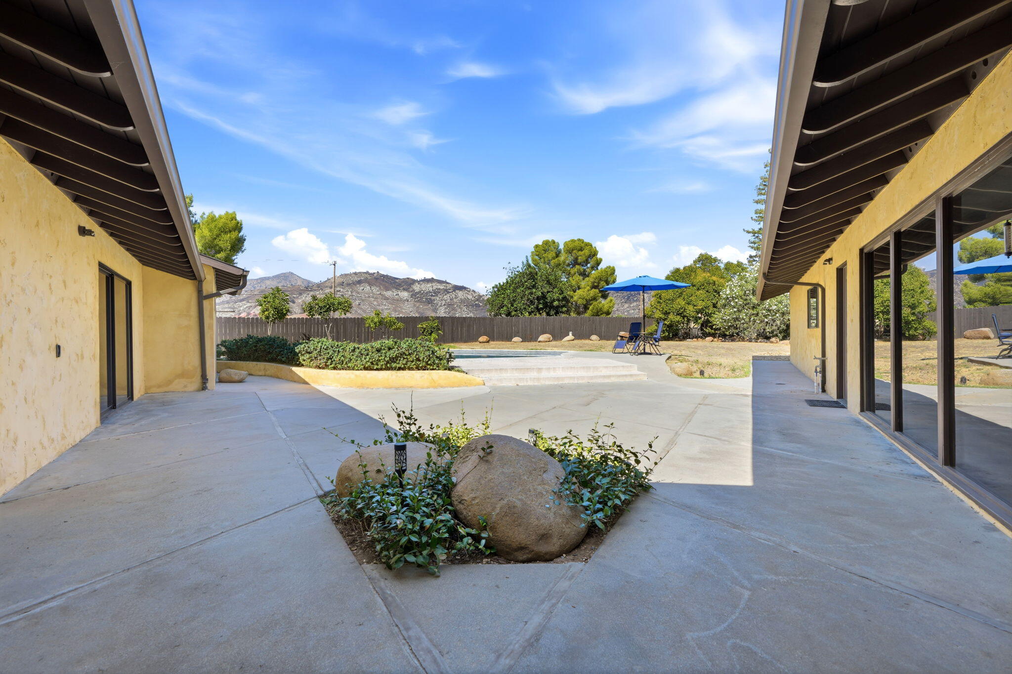 32339 Fairway Dr, Springville, CA 93265