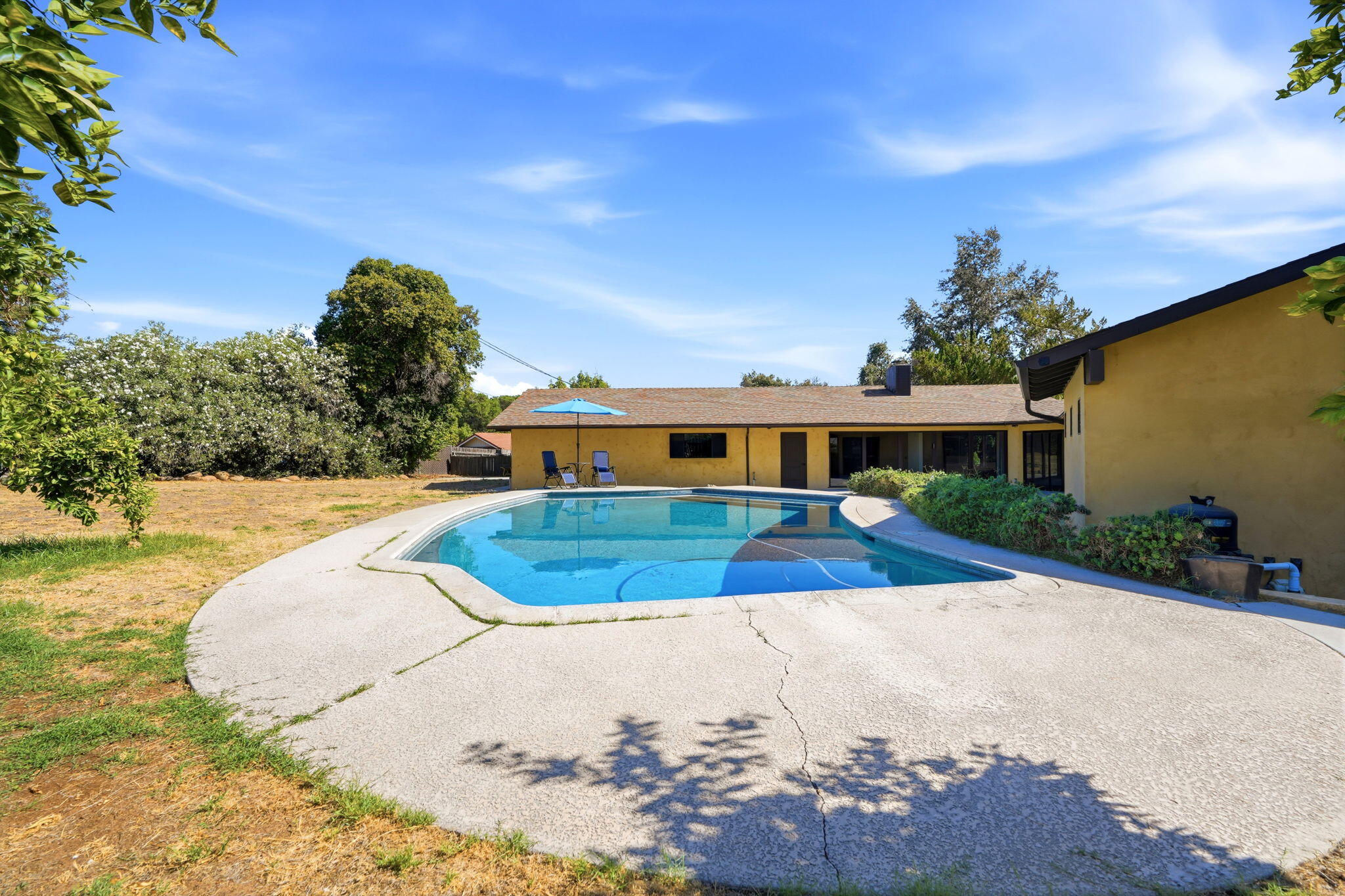 32339 Fairway Dr, Springville, CA 93265