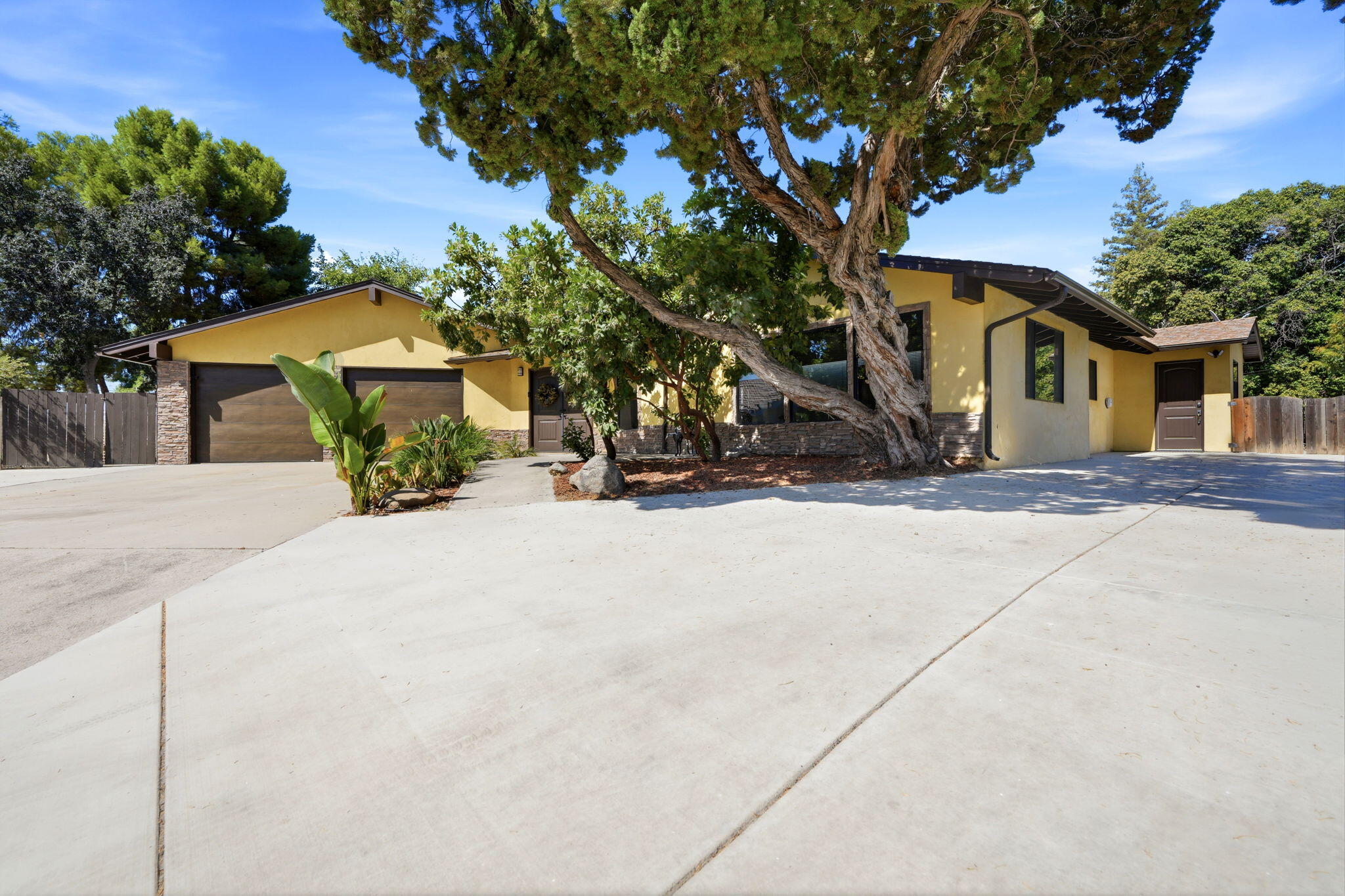 32339 Fairway Dr, Springville, CA 93265