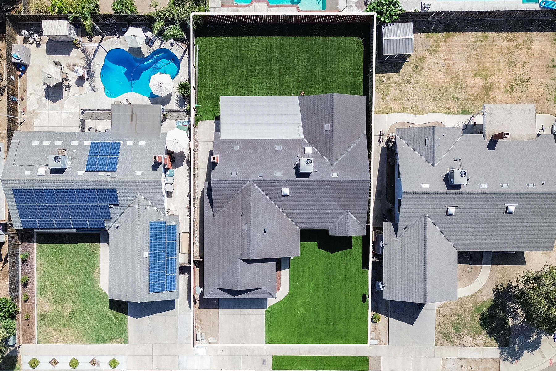 432 Parkview Ct, Tulare, CA 93274