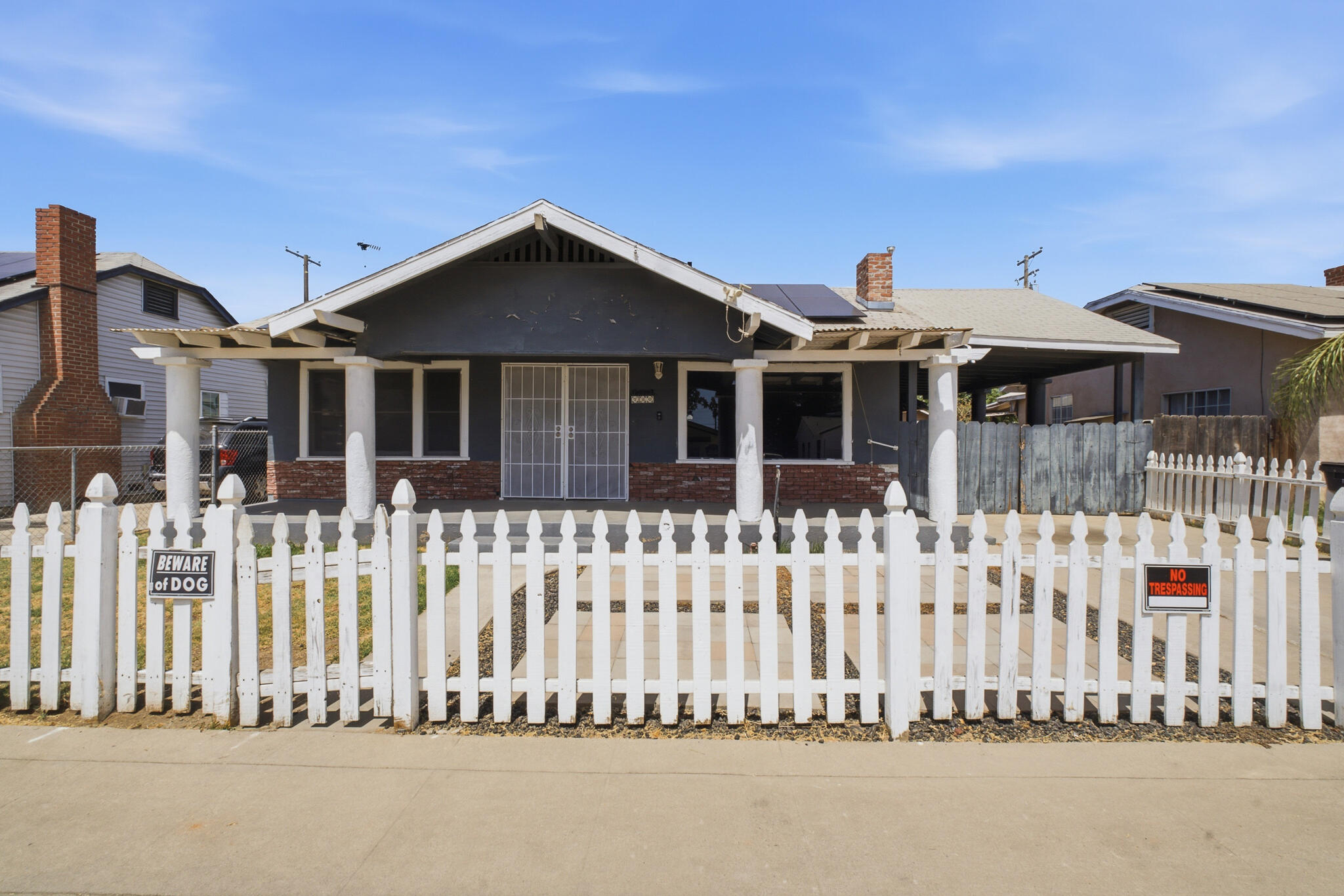 720 E Ventura Ave, Tulare, CA 93274