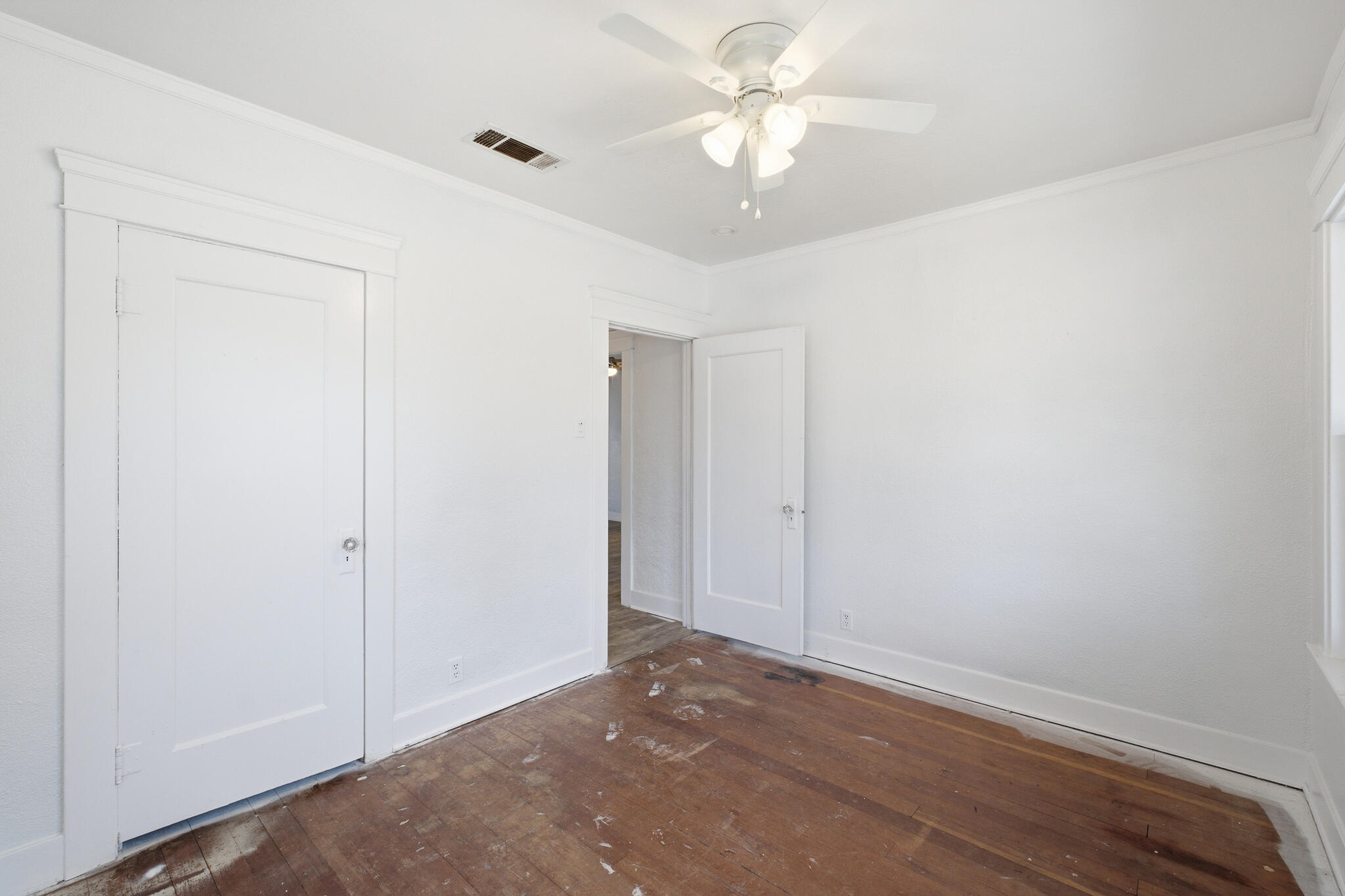 720 E Ventura Ave, Tulare, CA 93274