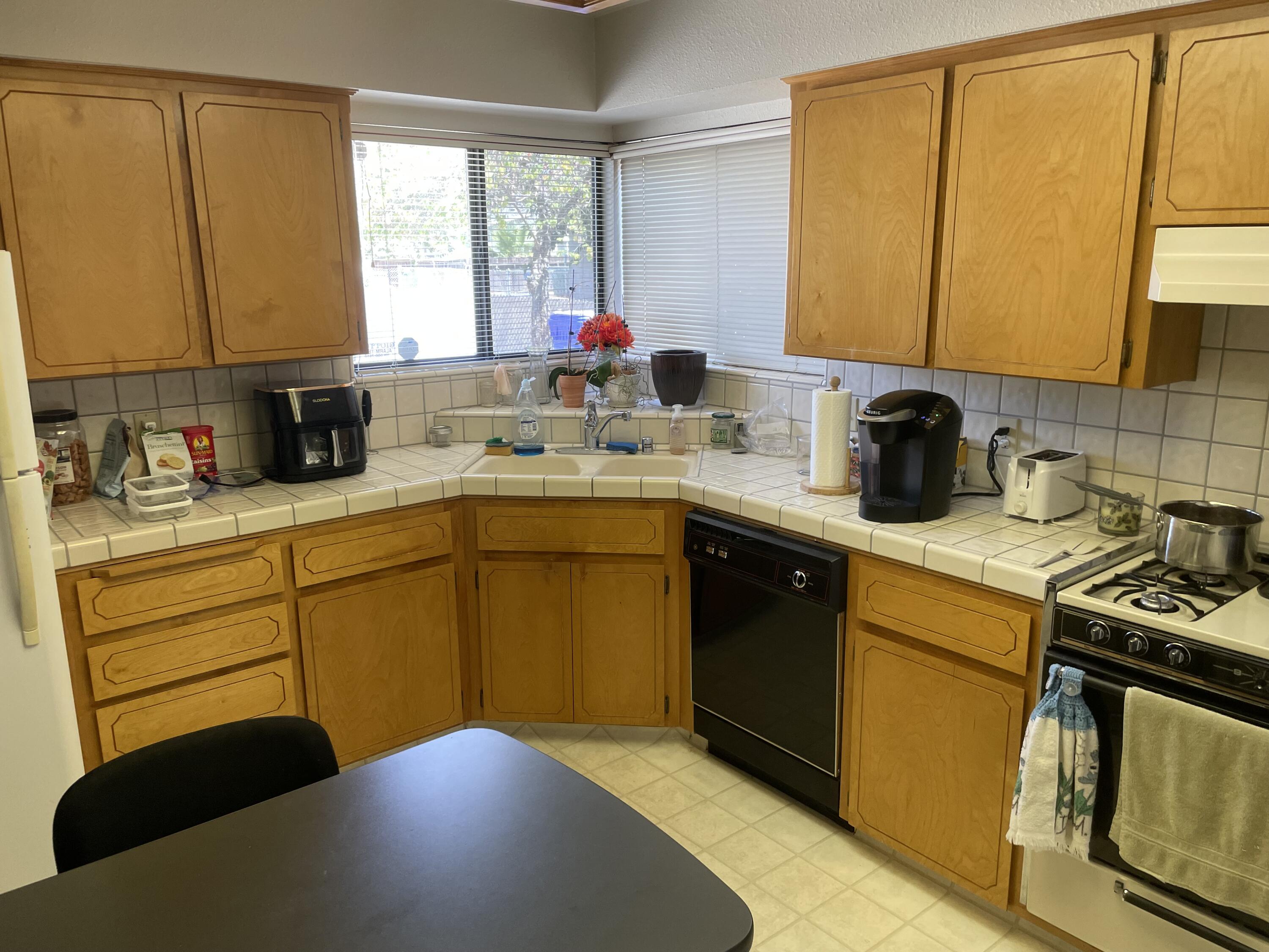 145 S D St, Exeter, CA 93221