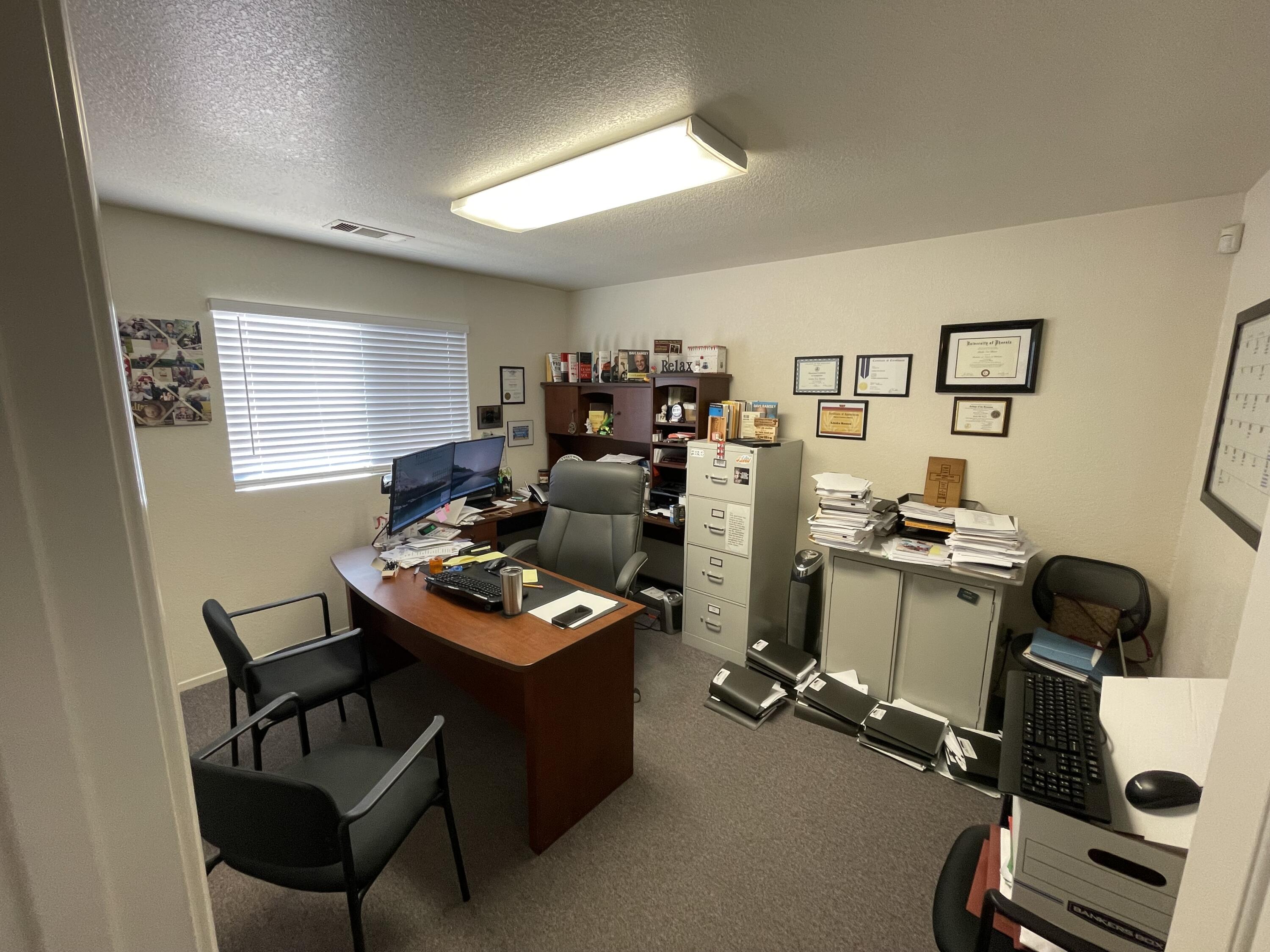 145 S D St, Exeter, CA 93221