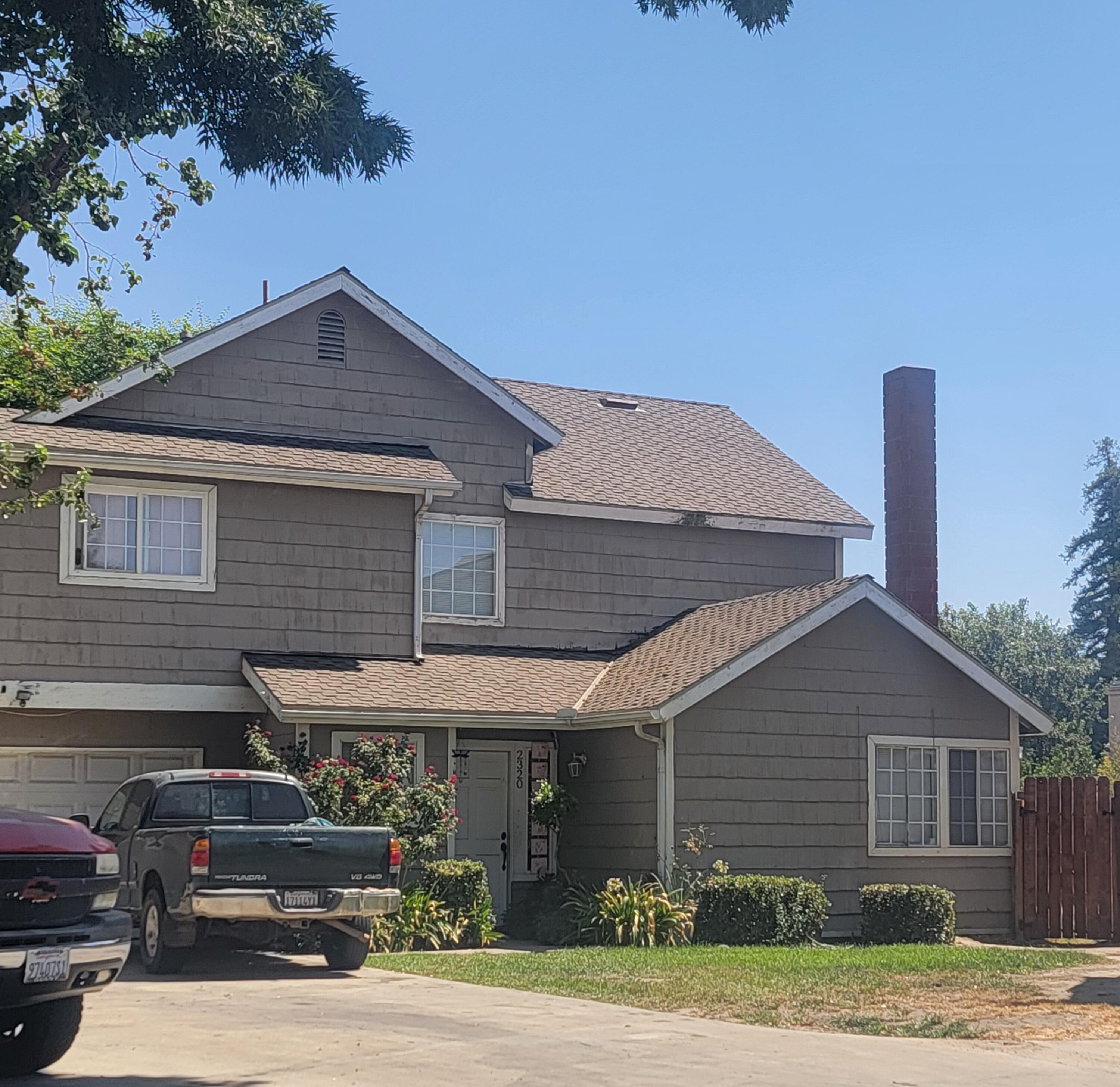 2320 N Clark St, Visalia, CA 93292