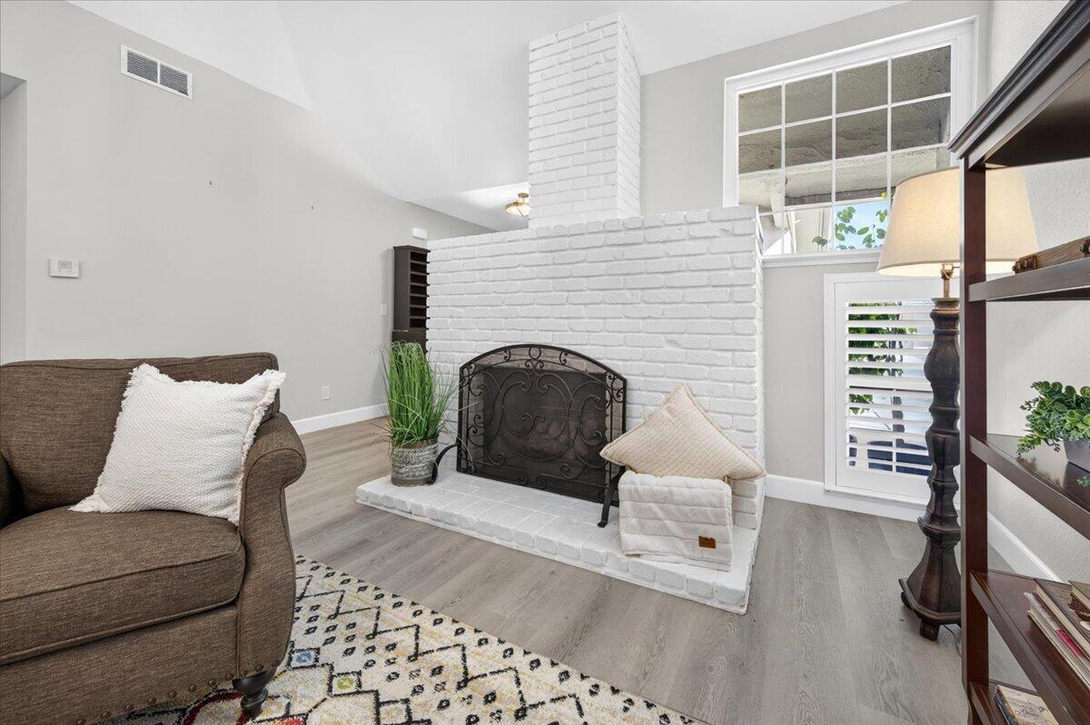315 E Nees Ave #117, Fresno, CA 93720