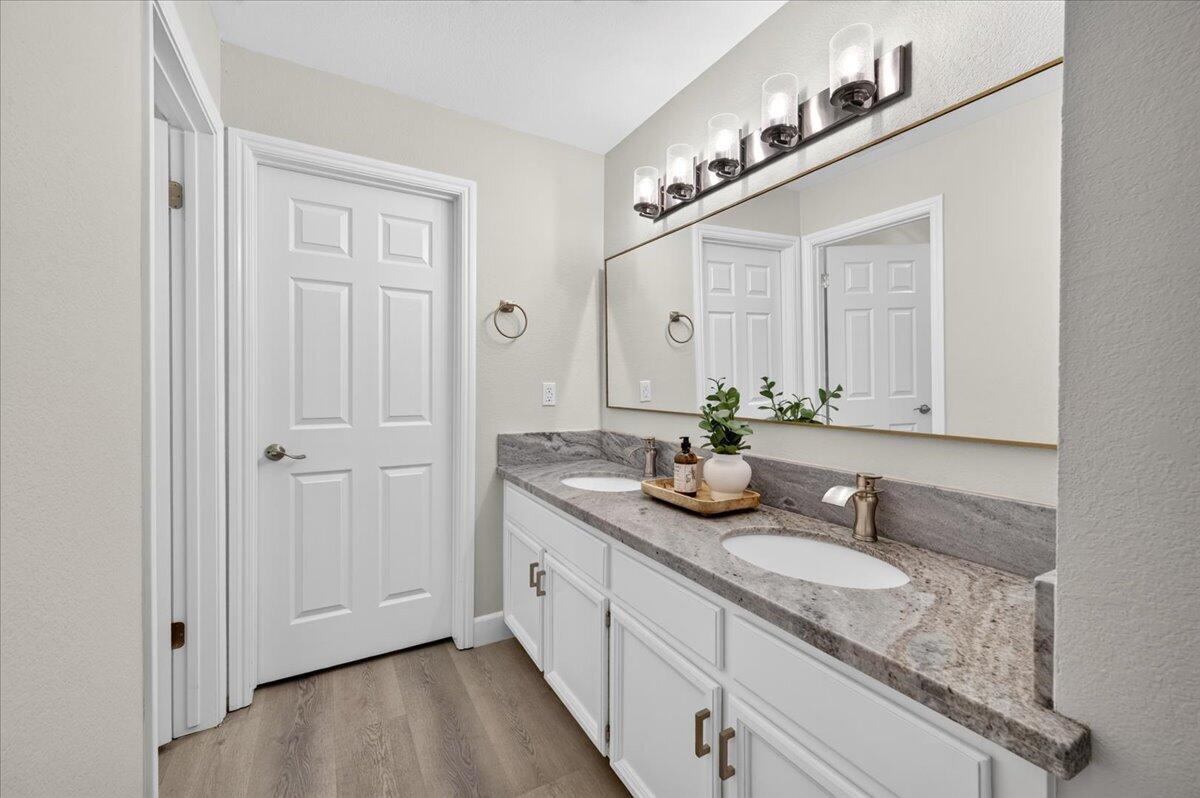 315 E Nees Ave #117, Fresno, CA 93720