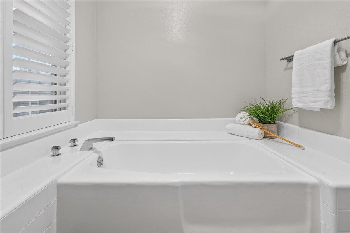 315 E Nees Ave #117, Fresno, CA 93720