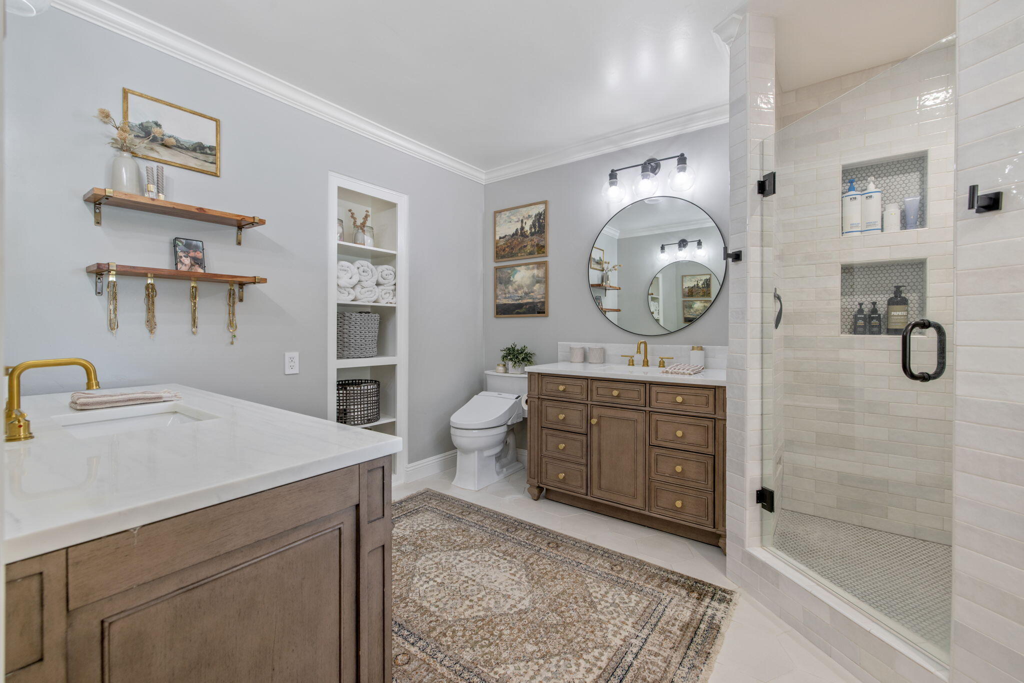 587 E Camelia Ave, Tulare, CA 93274