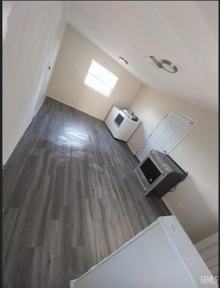 216 Pico St, Taft, CA 93268