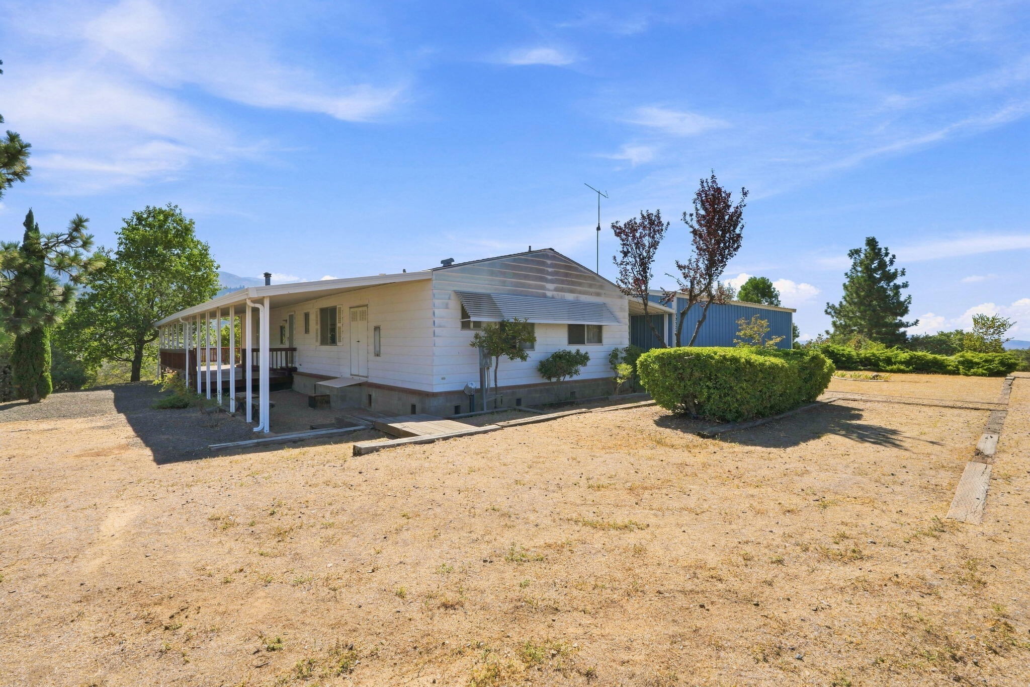 52575 Hogback Dr, Miramonte, CA 93641