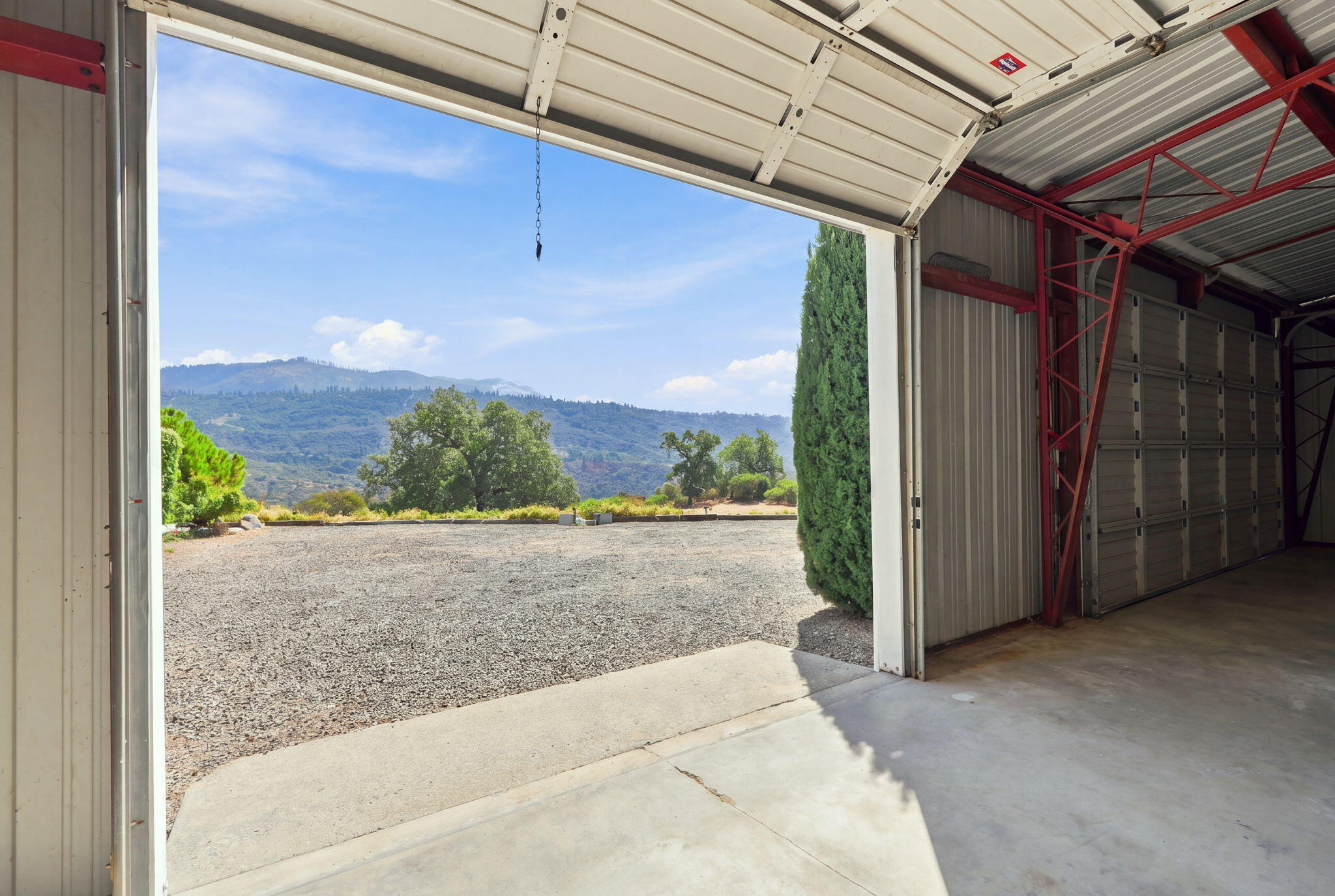 52575 Hogback Dr, Miramonte, CA 93641