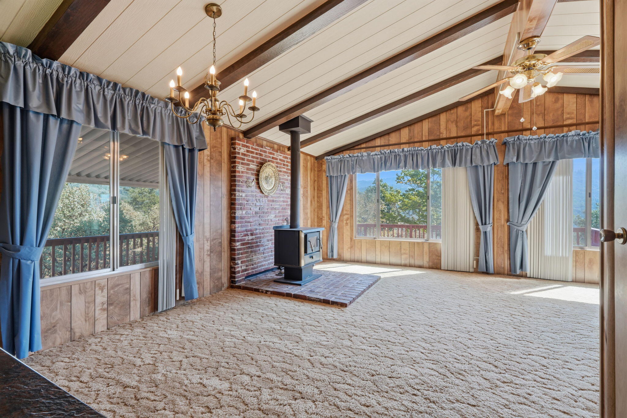 52575 Hogback Dr, Miramonte, CA 93641