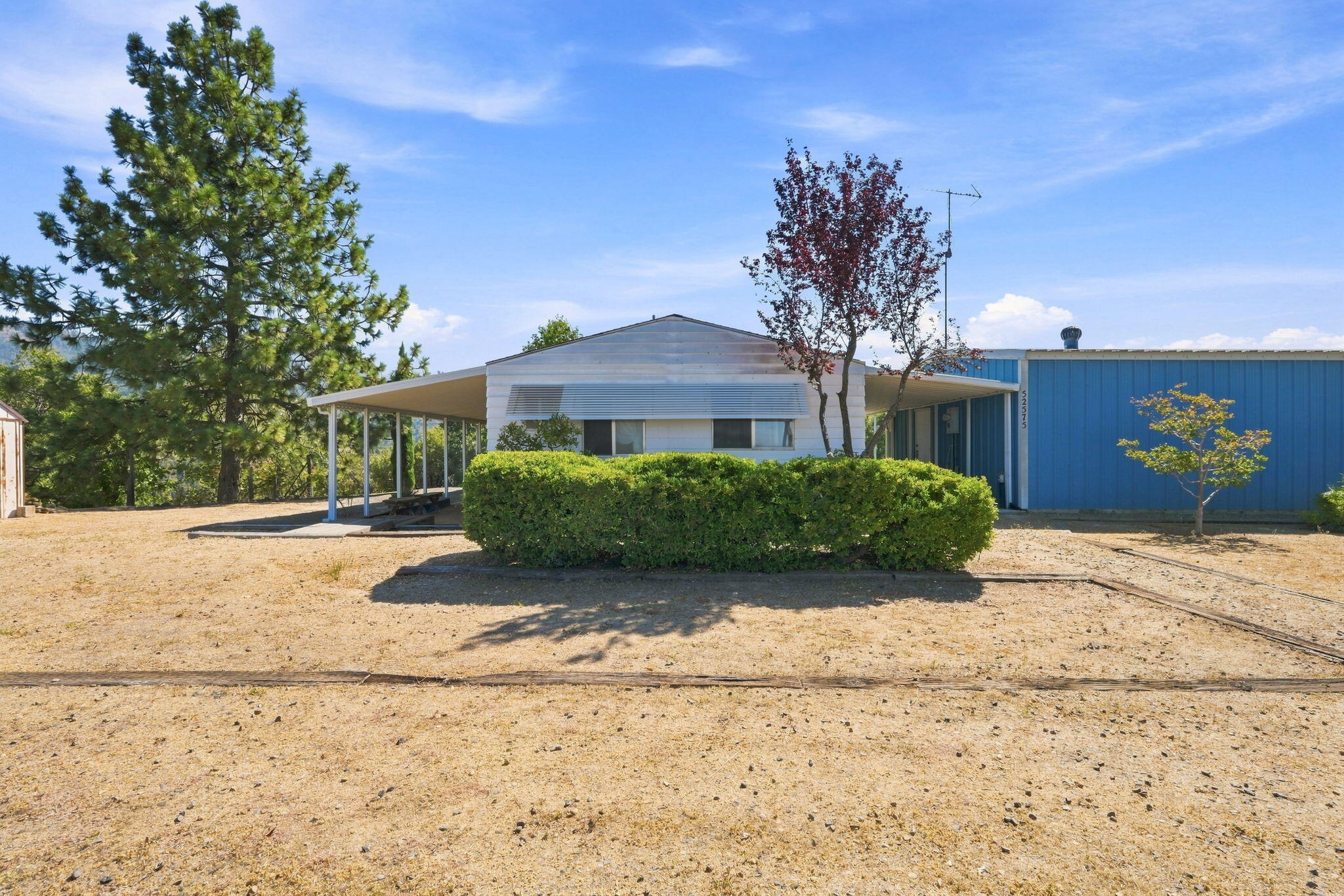 52575 Hogback Dr, Miramonte, CA 93641