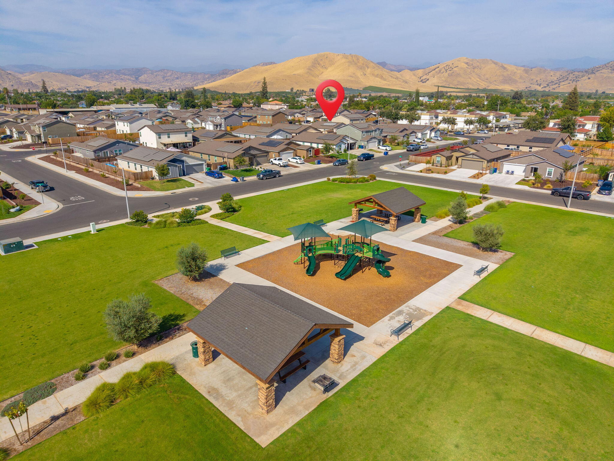 545 W Bravo Ave, Woodlake, CA 93286