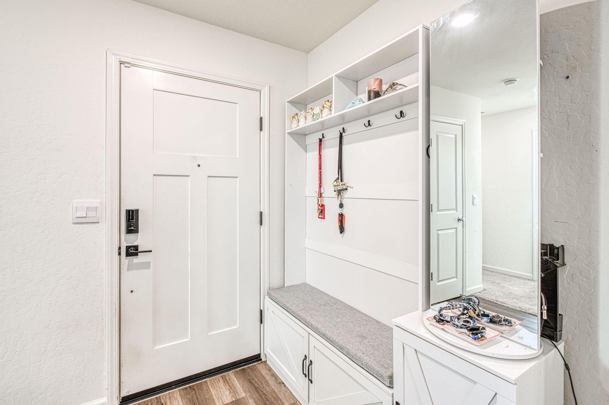 545 W Bravo Ave, Woodlake, CA 93286