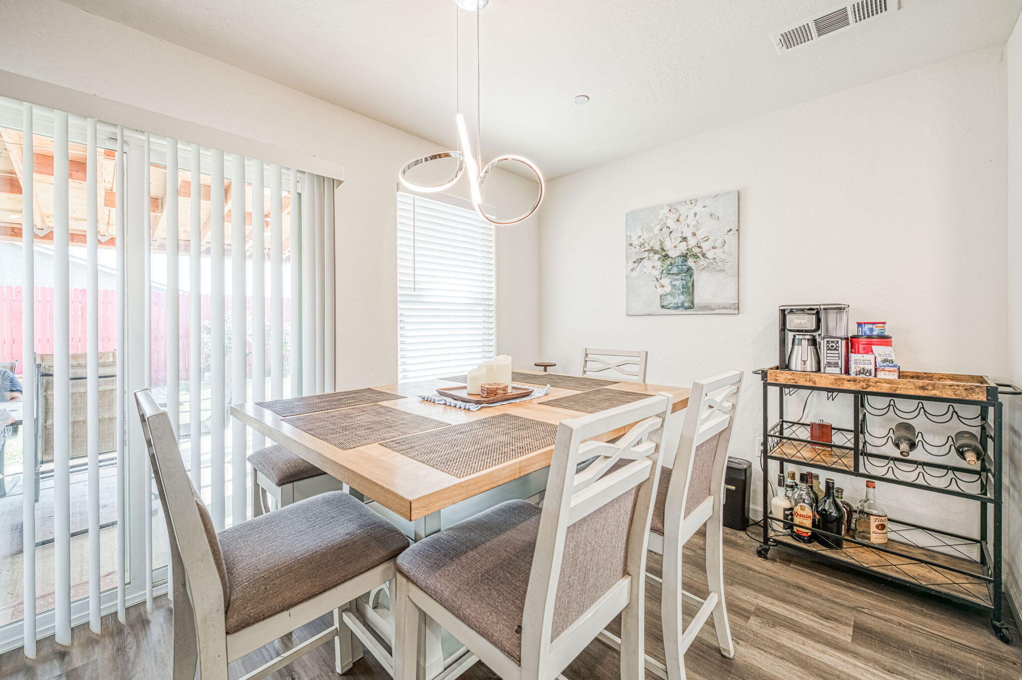 545 W Bravo Ave, Woodlake, CA 93286