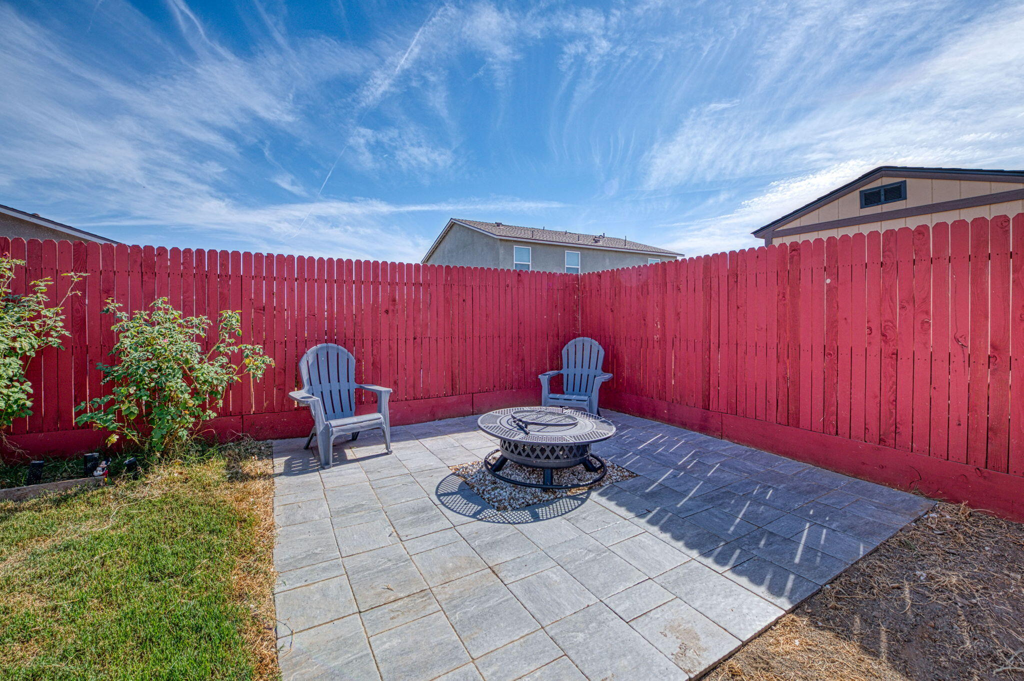 545 W Bravo Ave, Woodlake, CA 93286