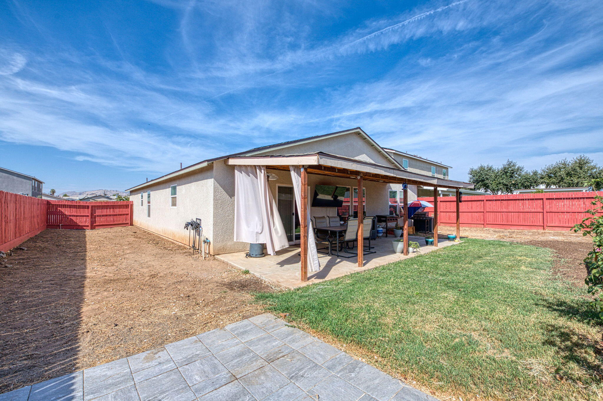545 W Bravo Ave, Woodlake, CA 93286