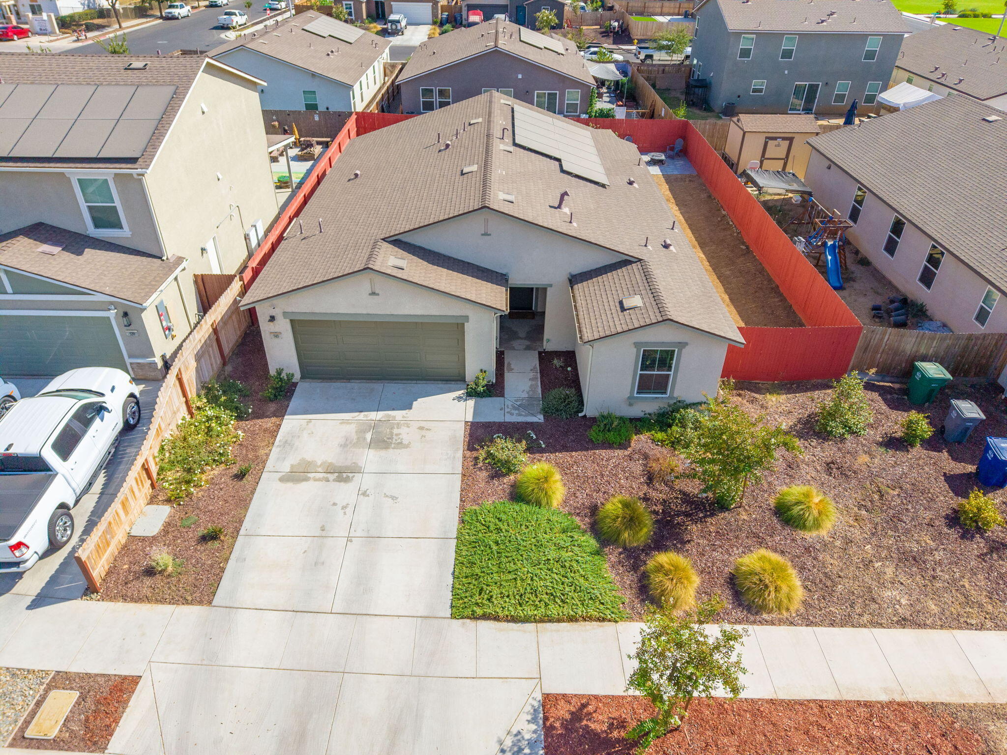 545 W Bravo Ave, Woodlake, CA 93286