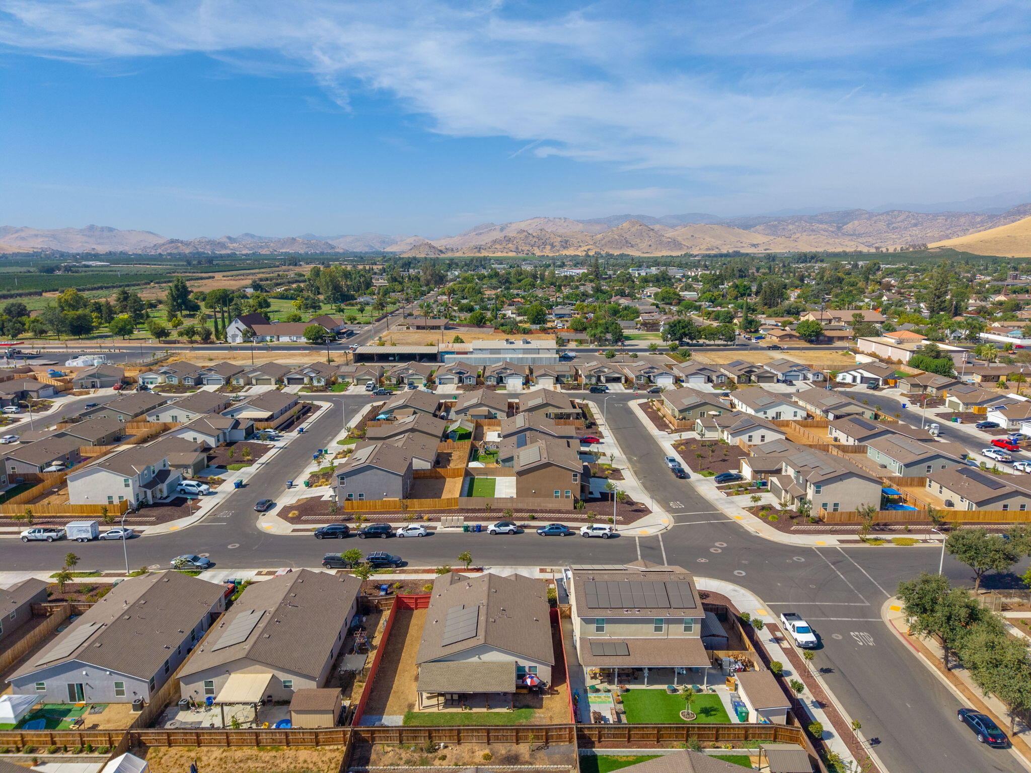 545 W Bravo Ave, Woodlake, CA 93286