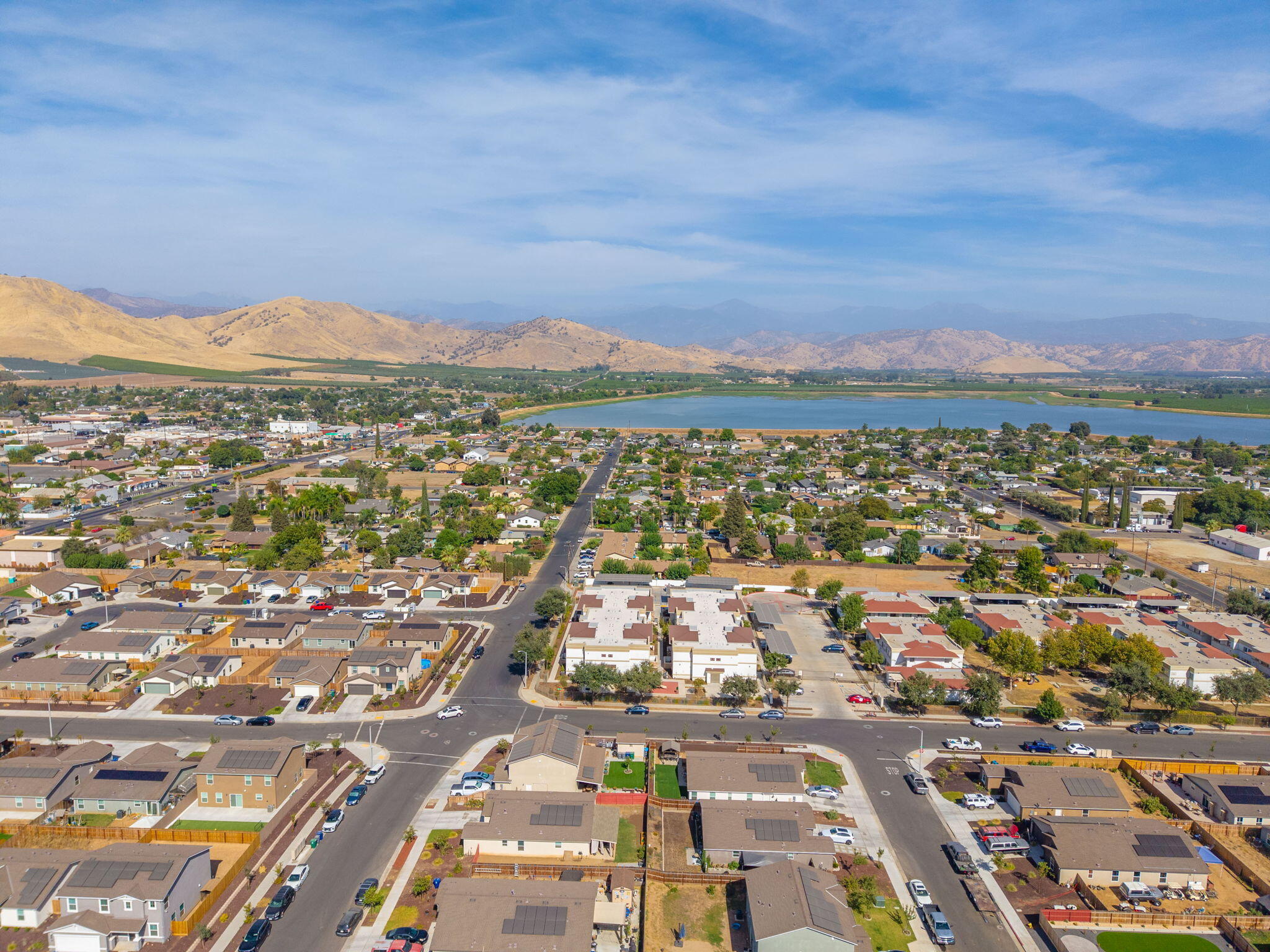 545 W Bravo Ave, Woodlake, CA 93286
